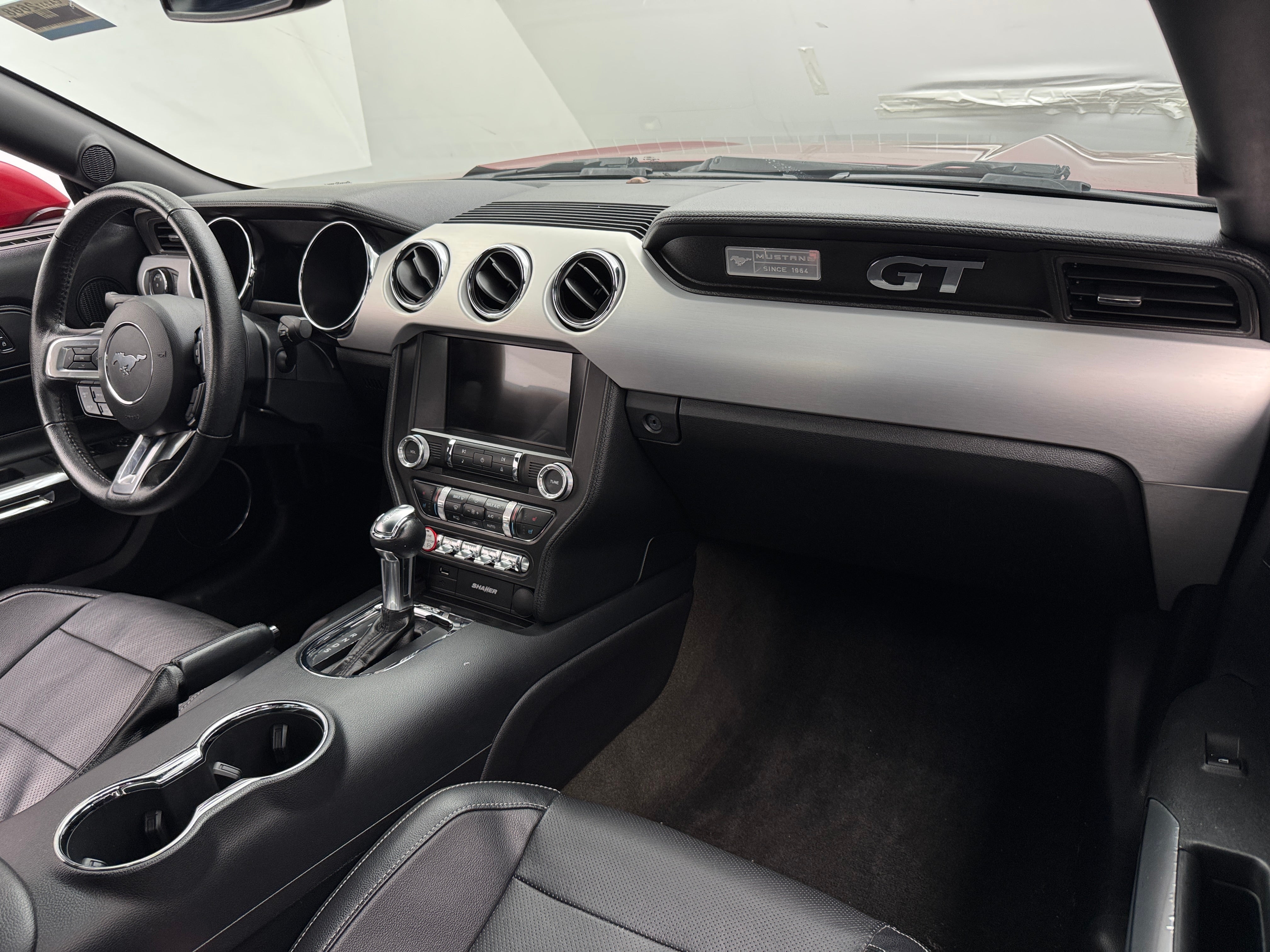 2016 Ford Mustang  2