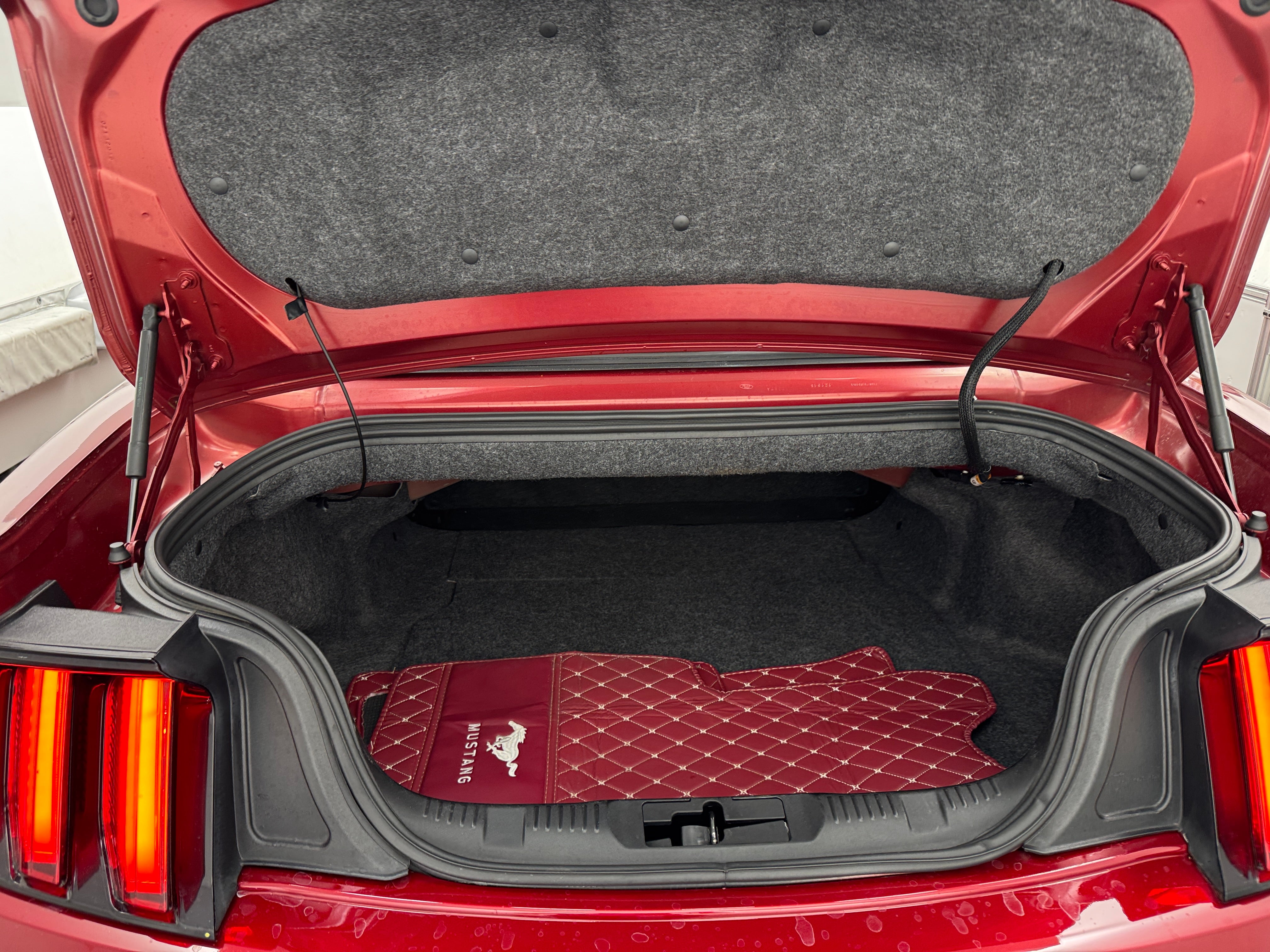 2016 Ford Mustang  6