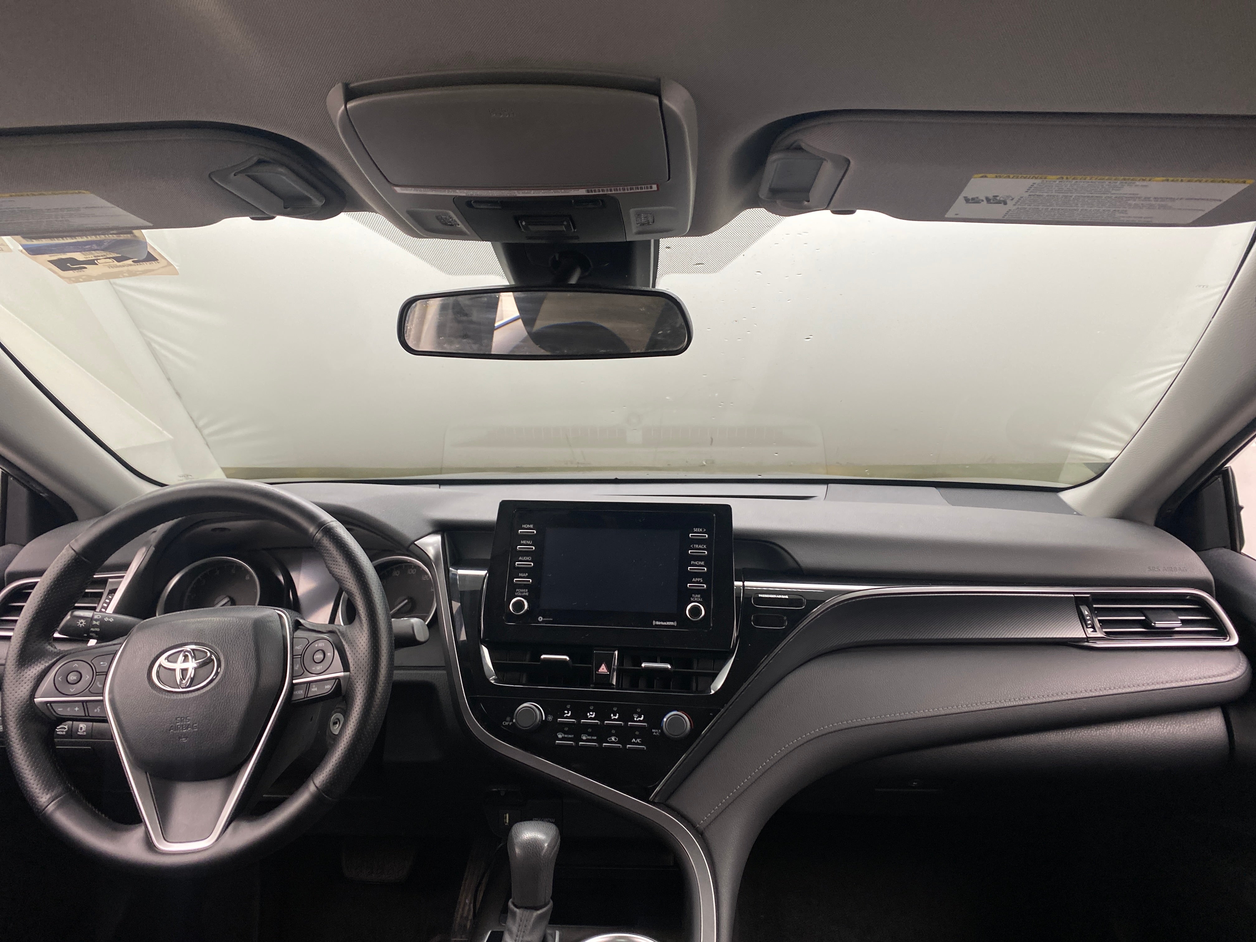2021 Toyota Camry LE 3