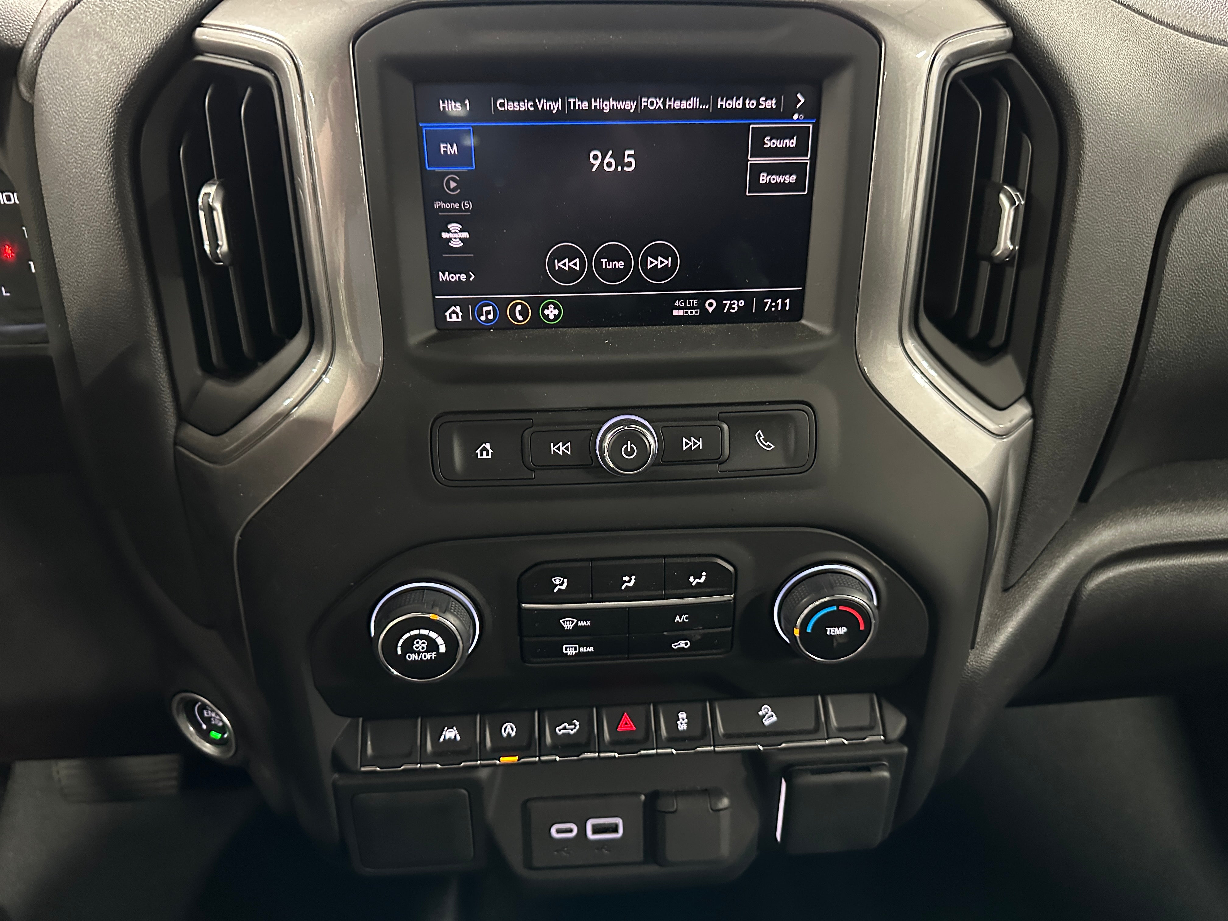 2024 Chevrolet Silverado 1500 Custom Trail Boss 4