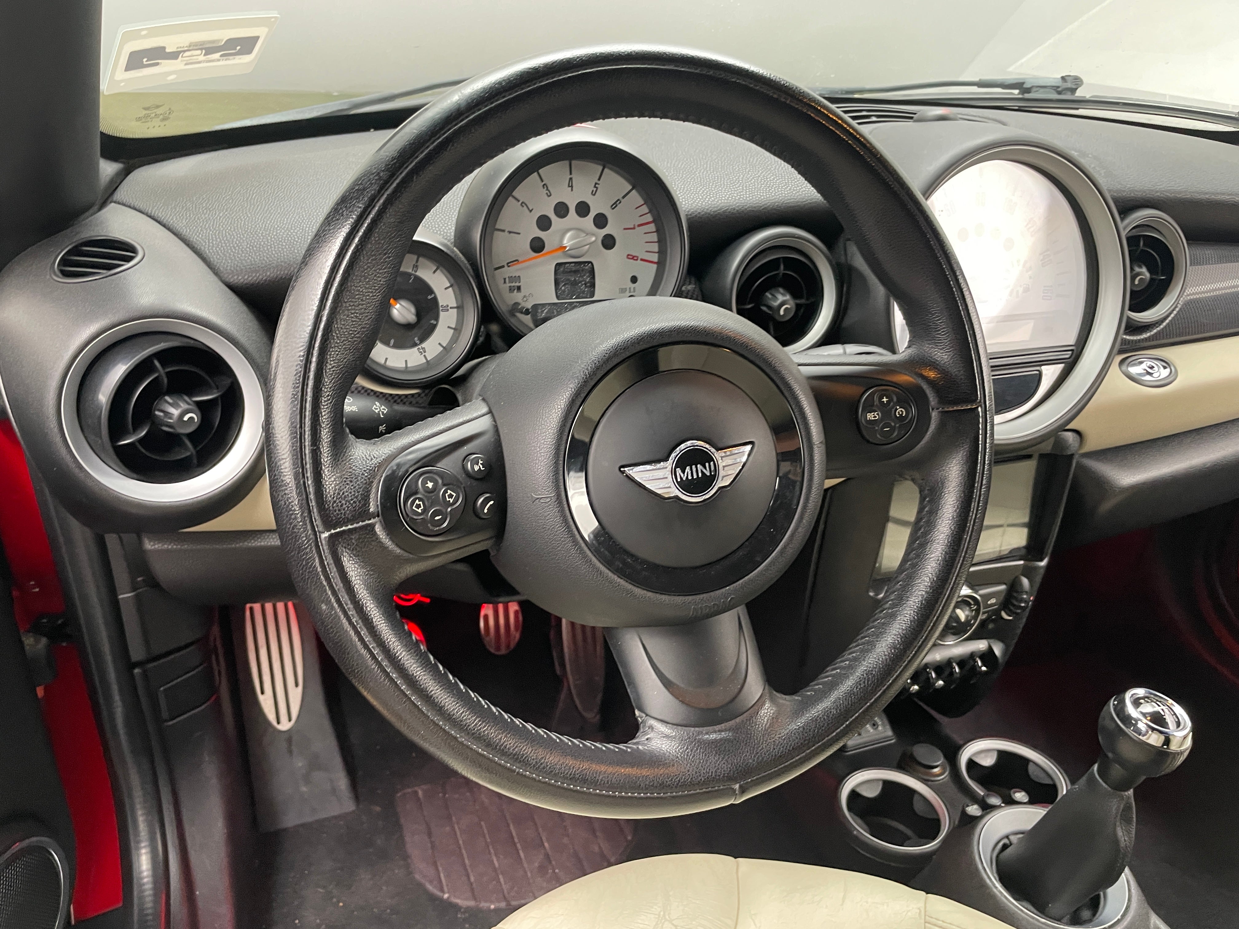 2013 MINI Cooper Roadster S 4