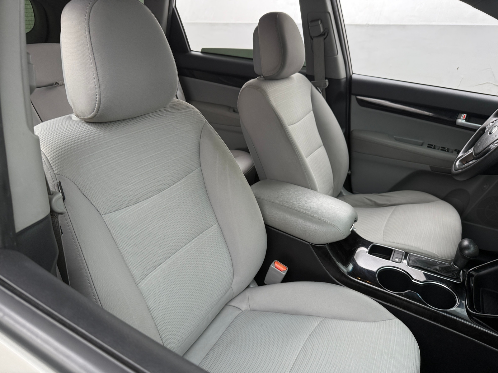 Thumbnail: 2015 Kia Sorento - 2