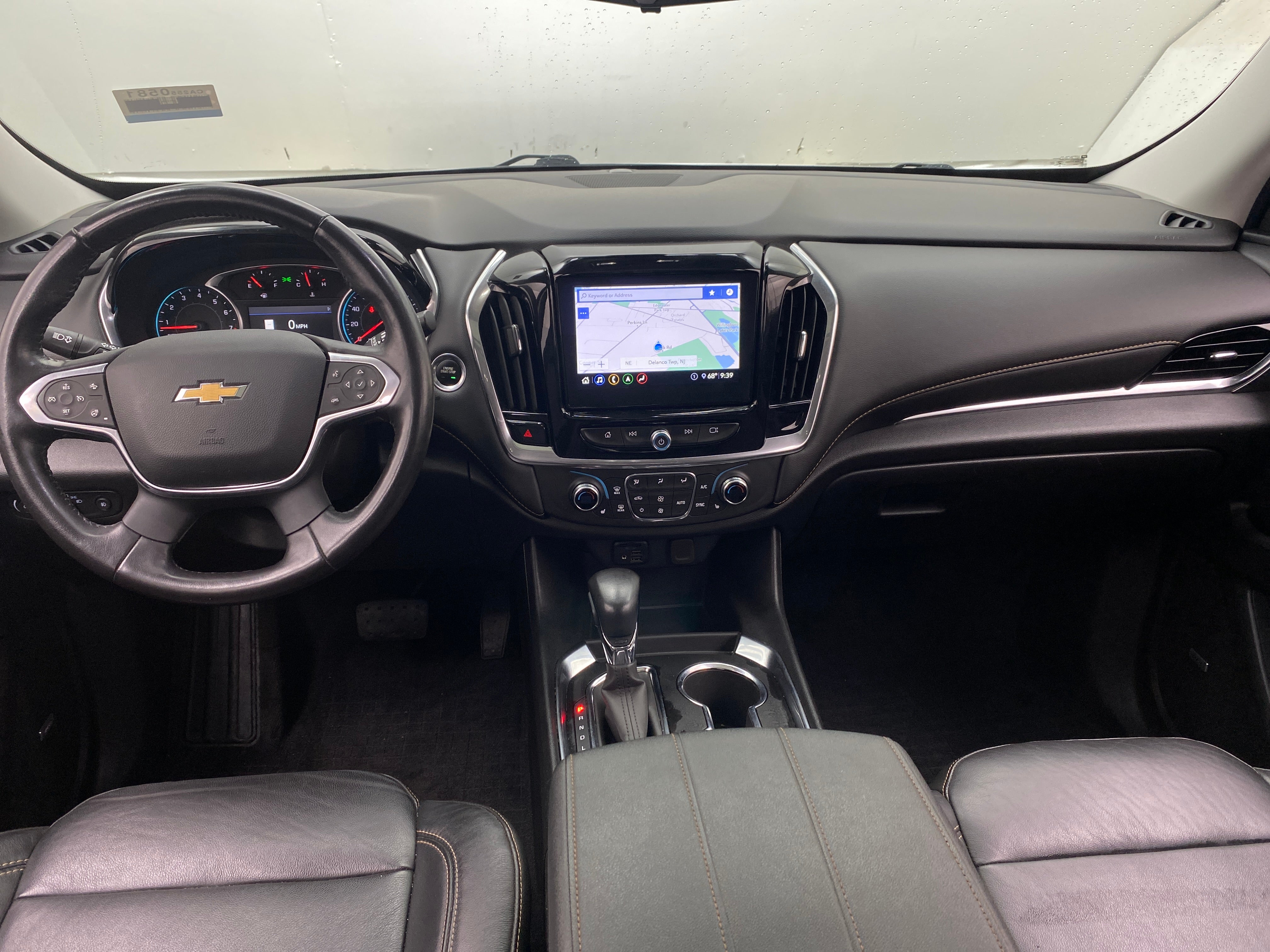 2021 Chevrolet Traverse LT 2