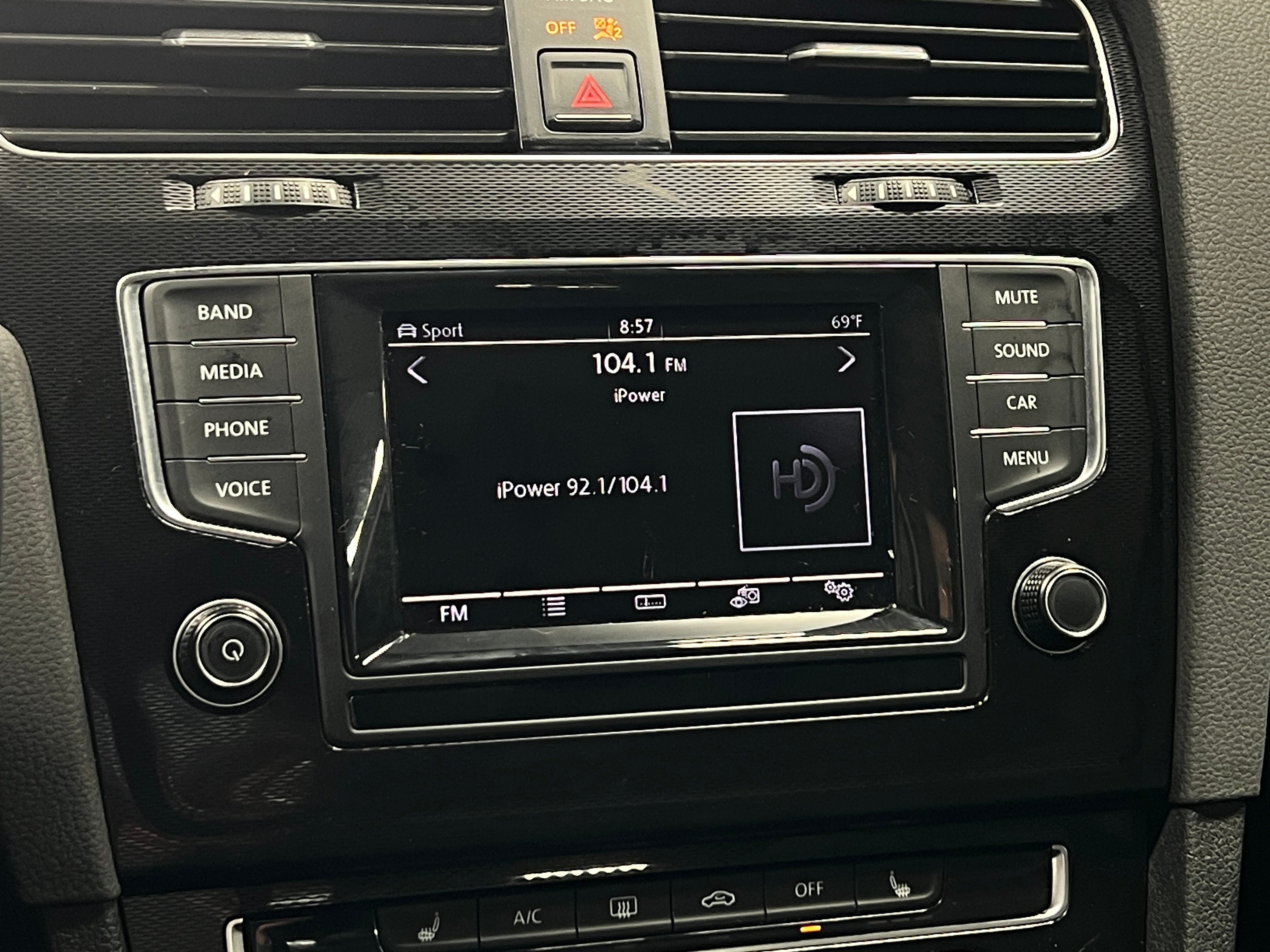 2015 Volkswagen Golf GTI SE 4