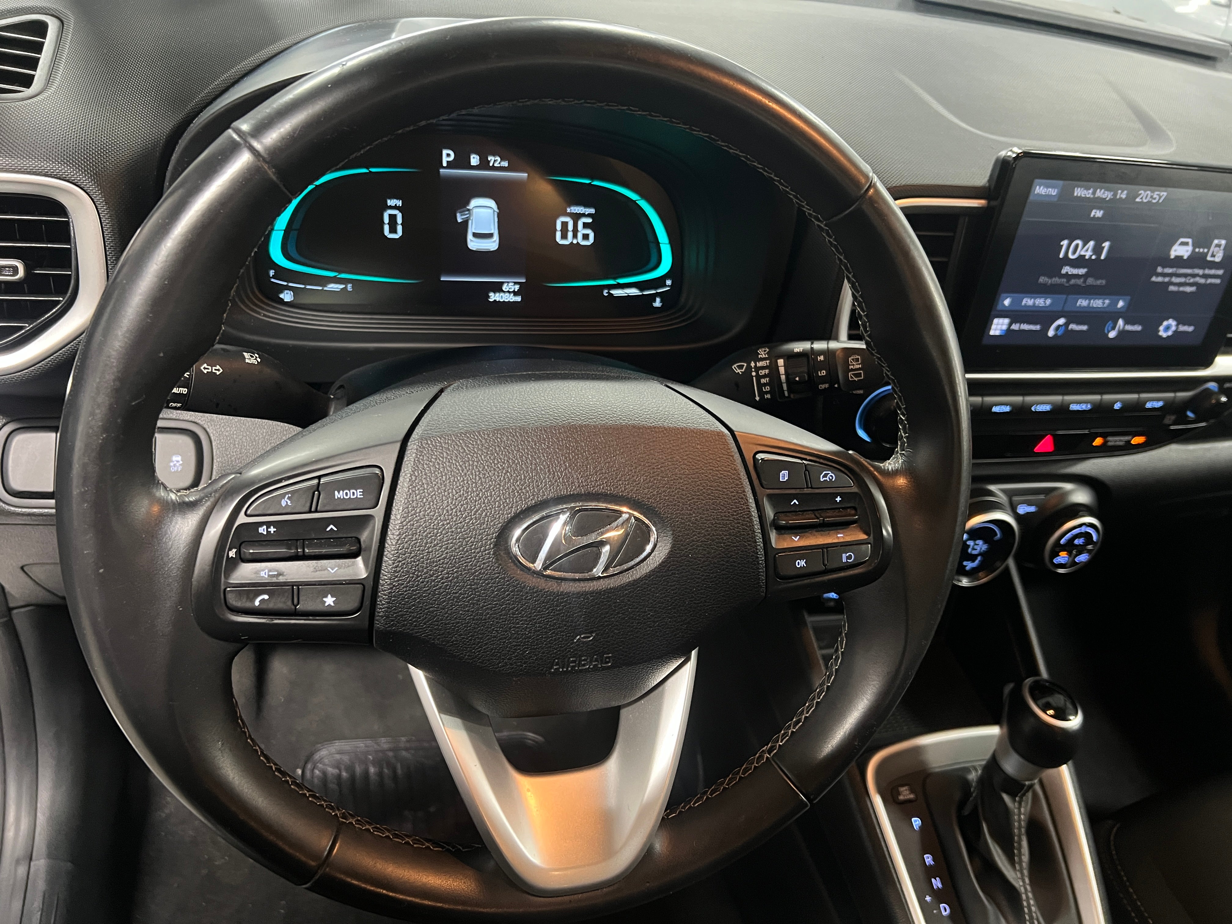 2024 Hyundai Venue SEL 5