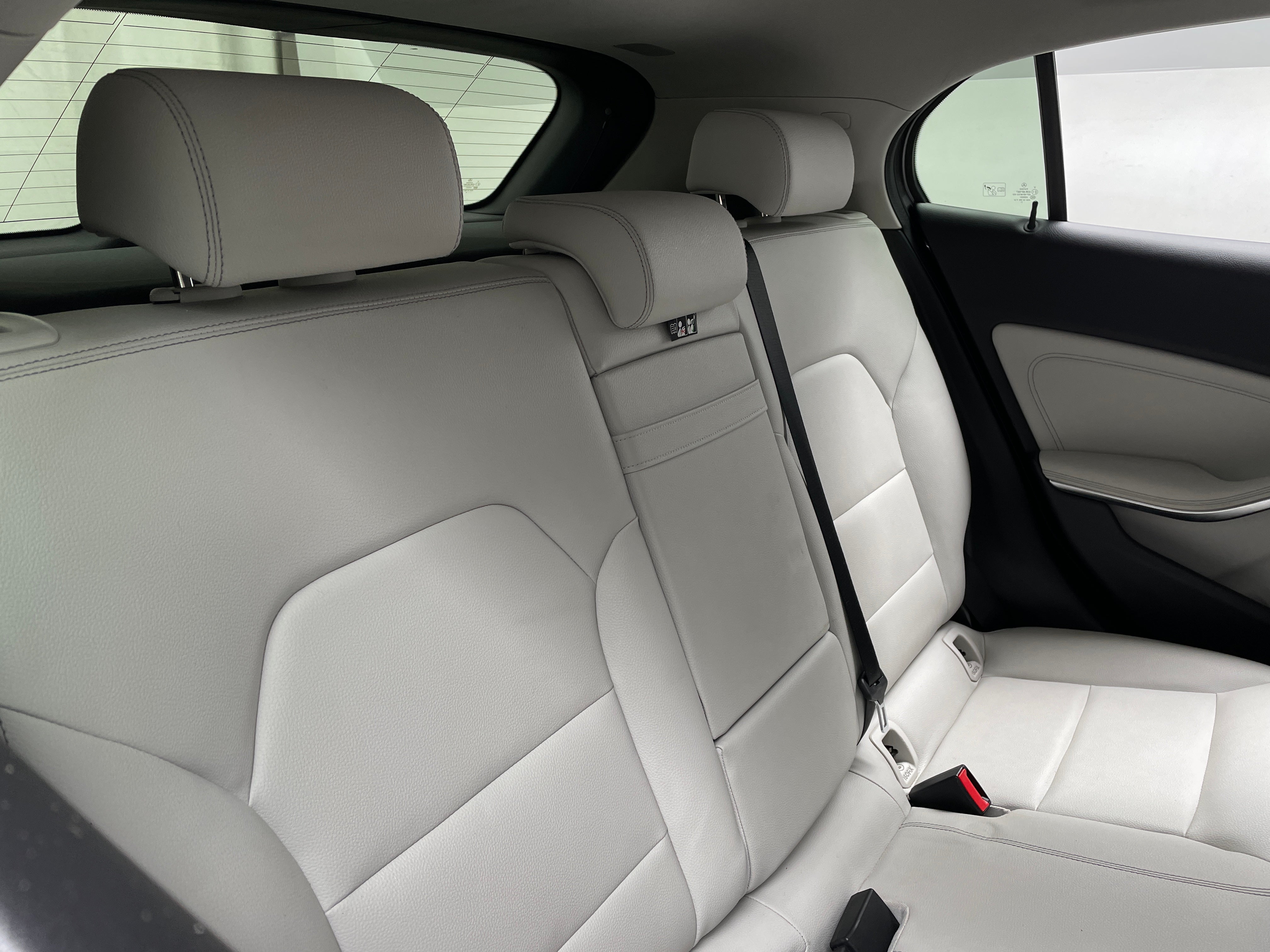 2019 Mercedes-Benz GLA 250 4MATIC 5