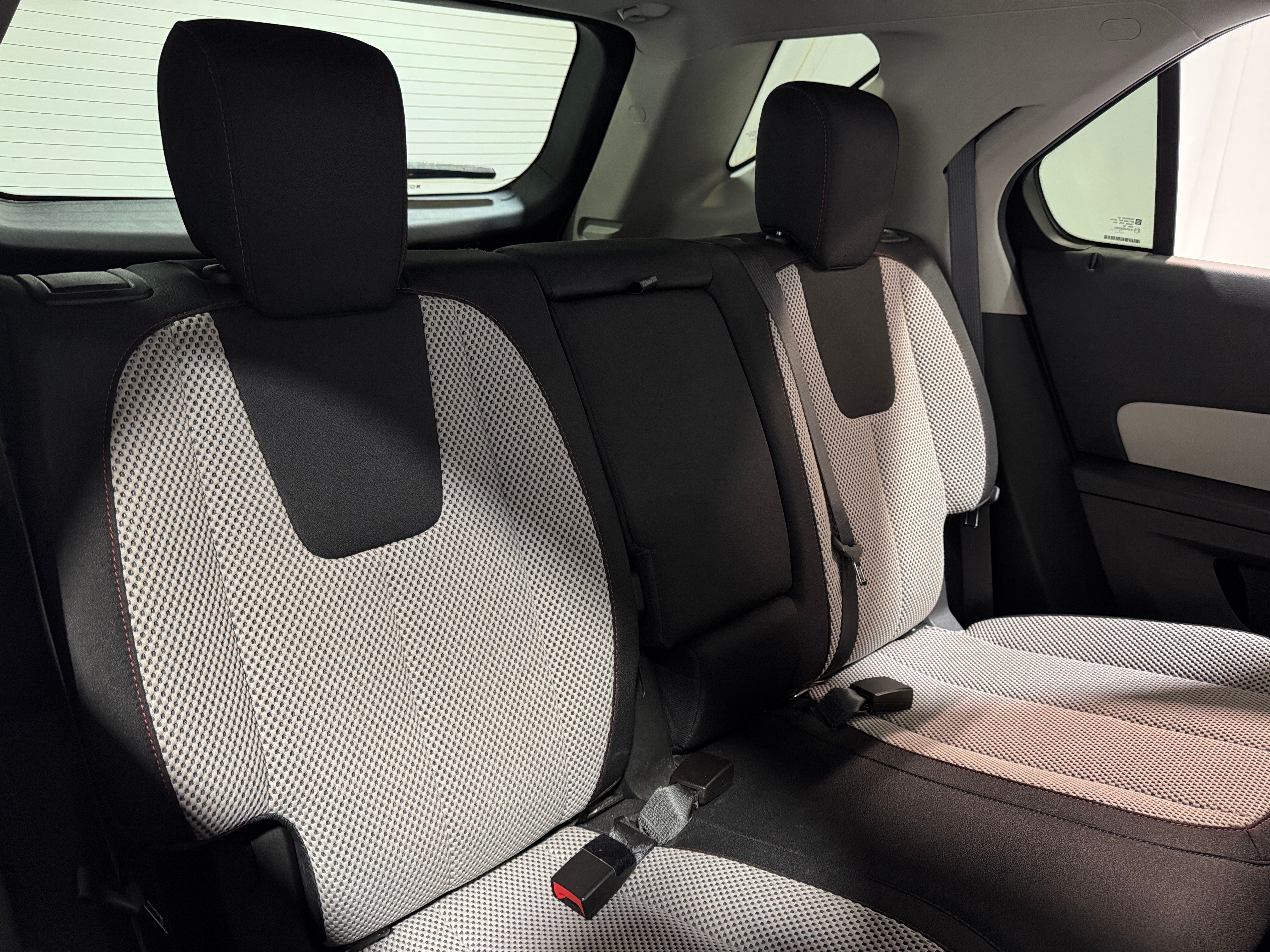 2017 Chevrolet Equinox LS 6