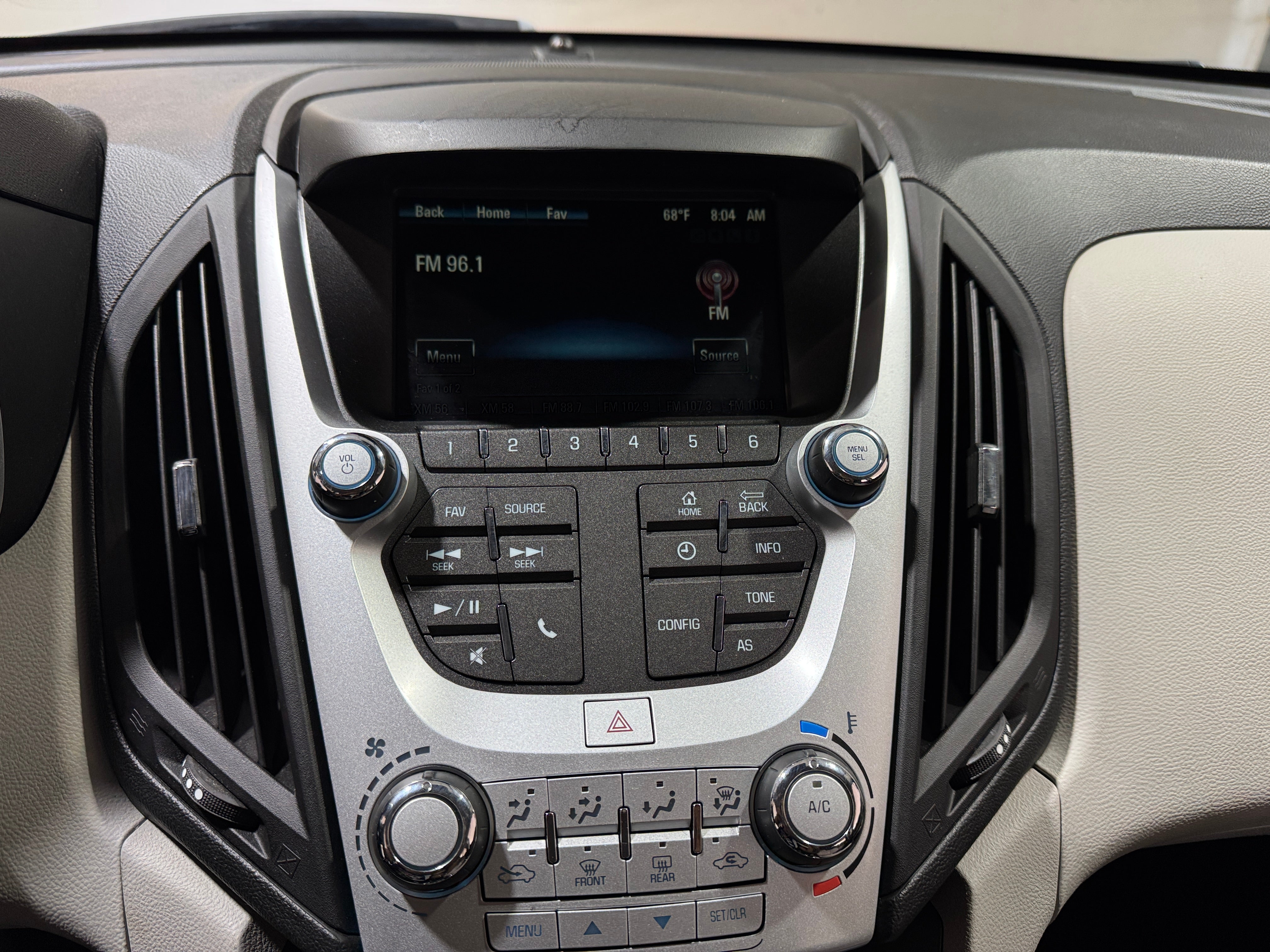 2017 Chevrolet Equinox LS 4