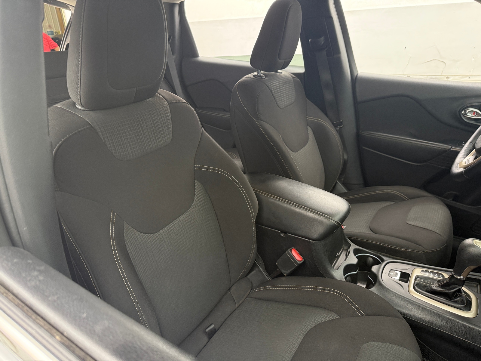 Thumbnail: 2016 Jeep Cherokee - 2