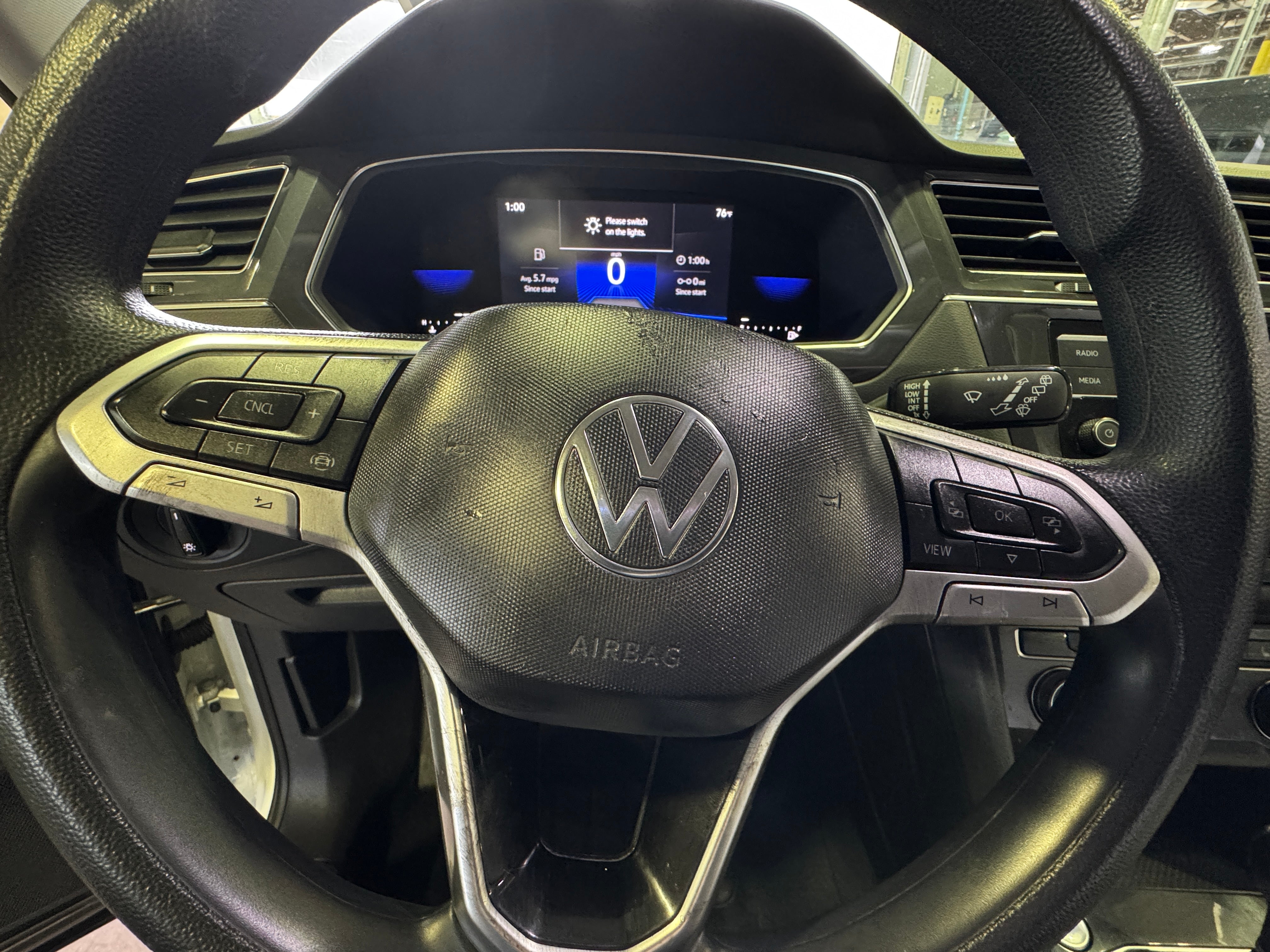 2022 Volkswagen Tiguan S 5