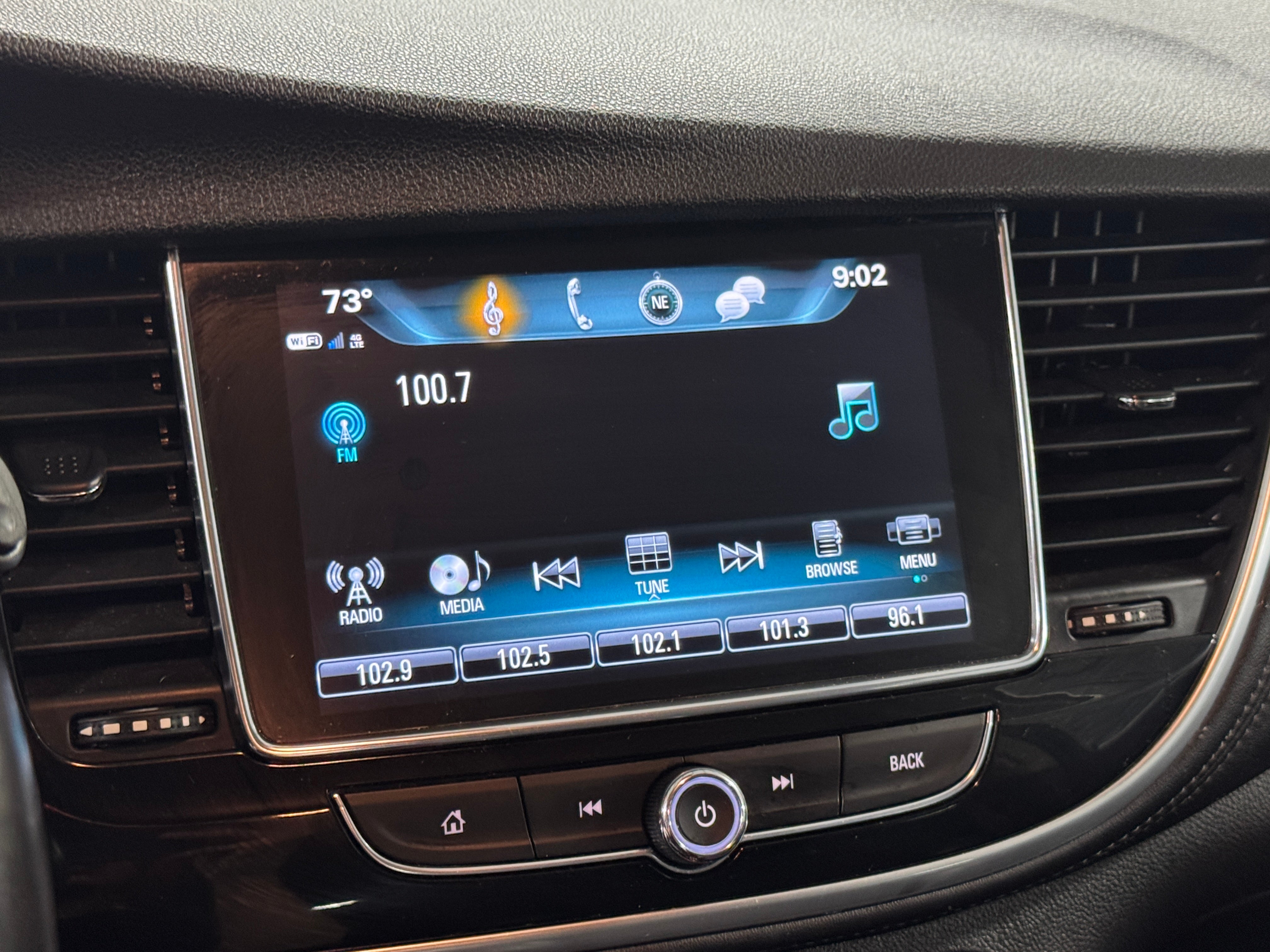 2019 Buick Encore Sport Touring 3