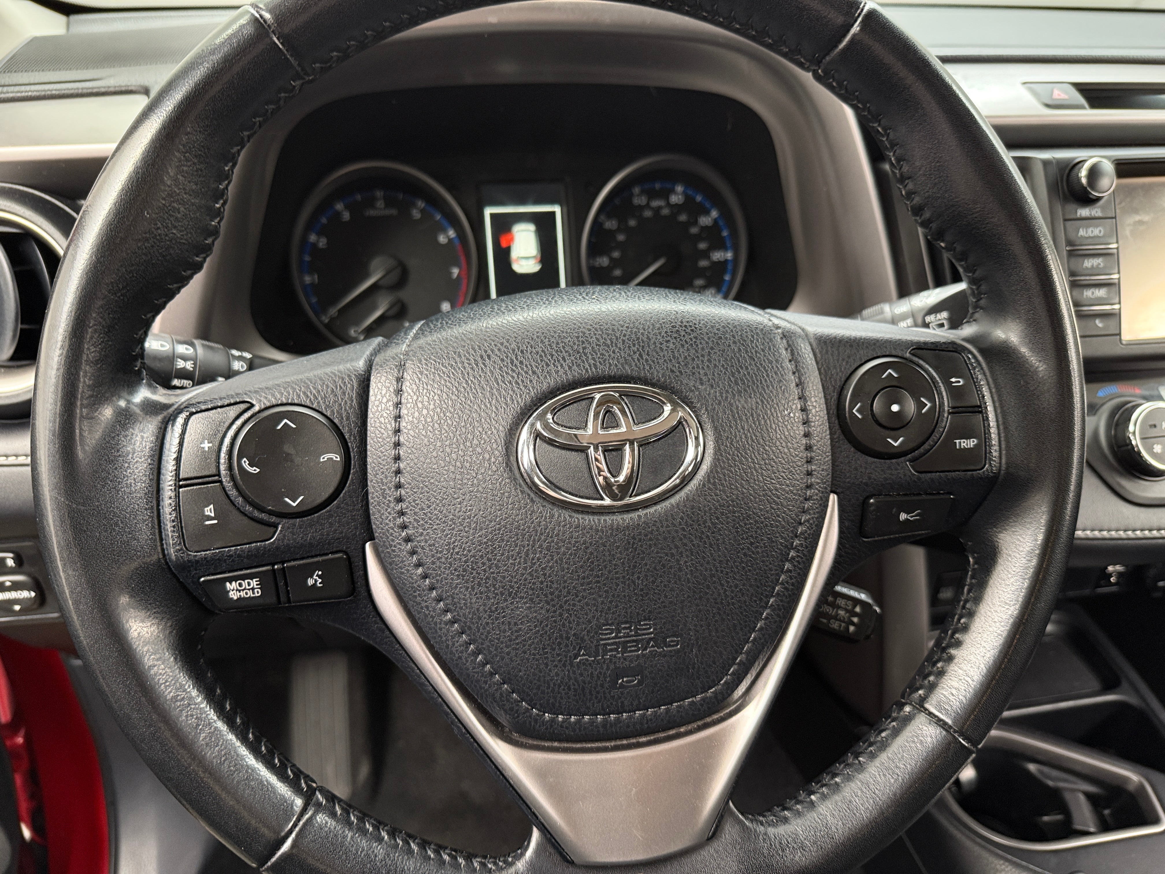 2017 Toyota RAV4 XLE 5