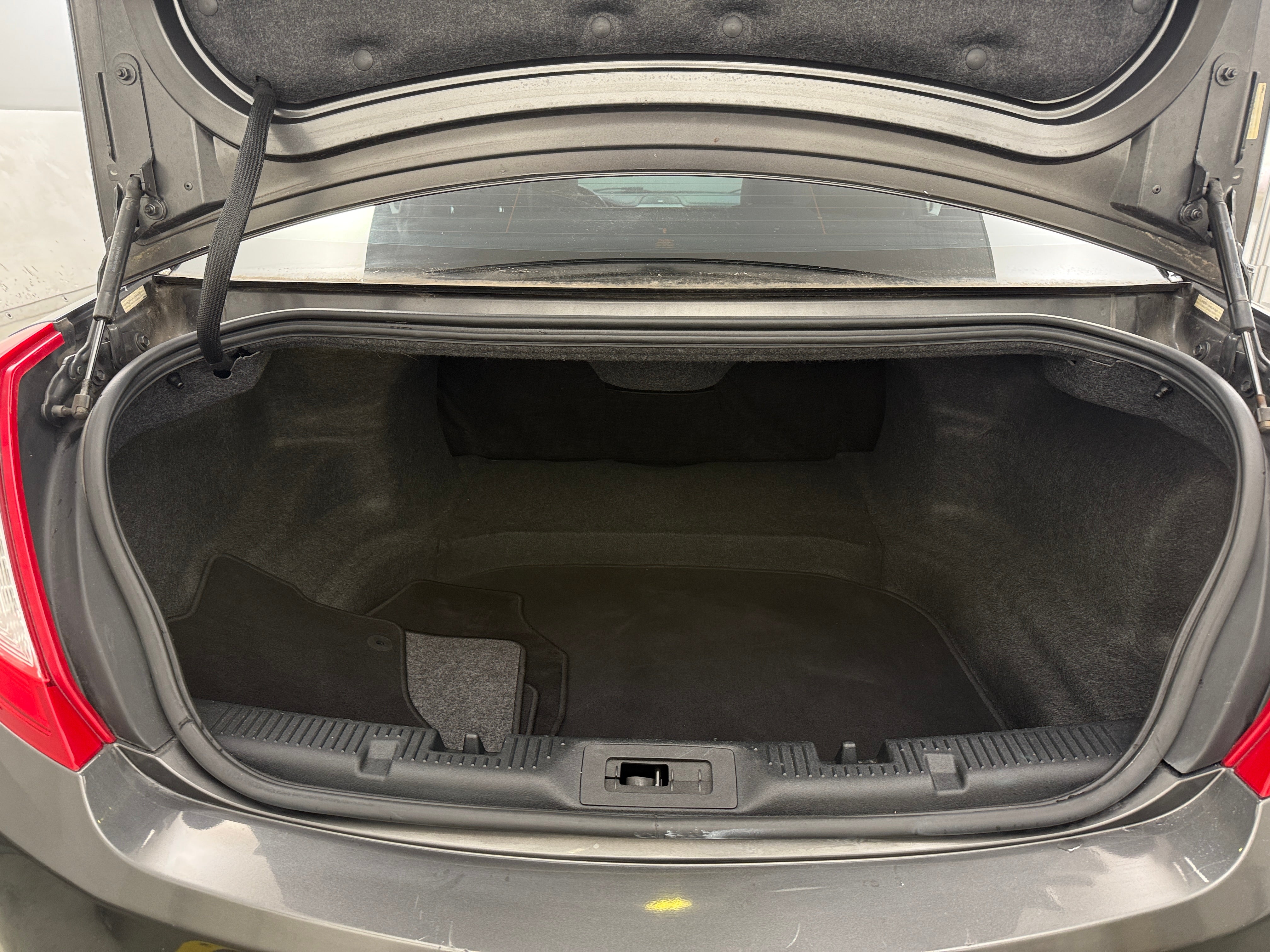 2015 Lincoln MKS EcoBoost 6