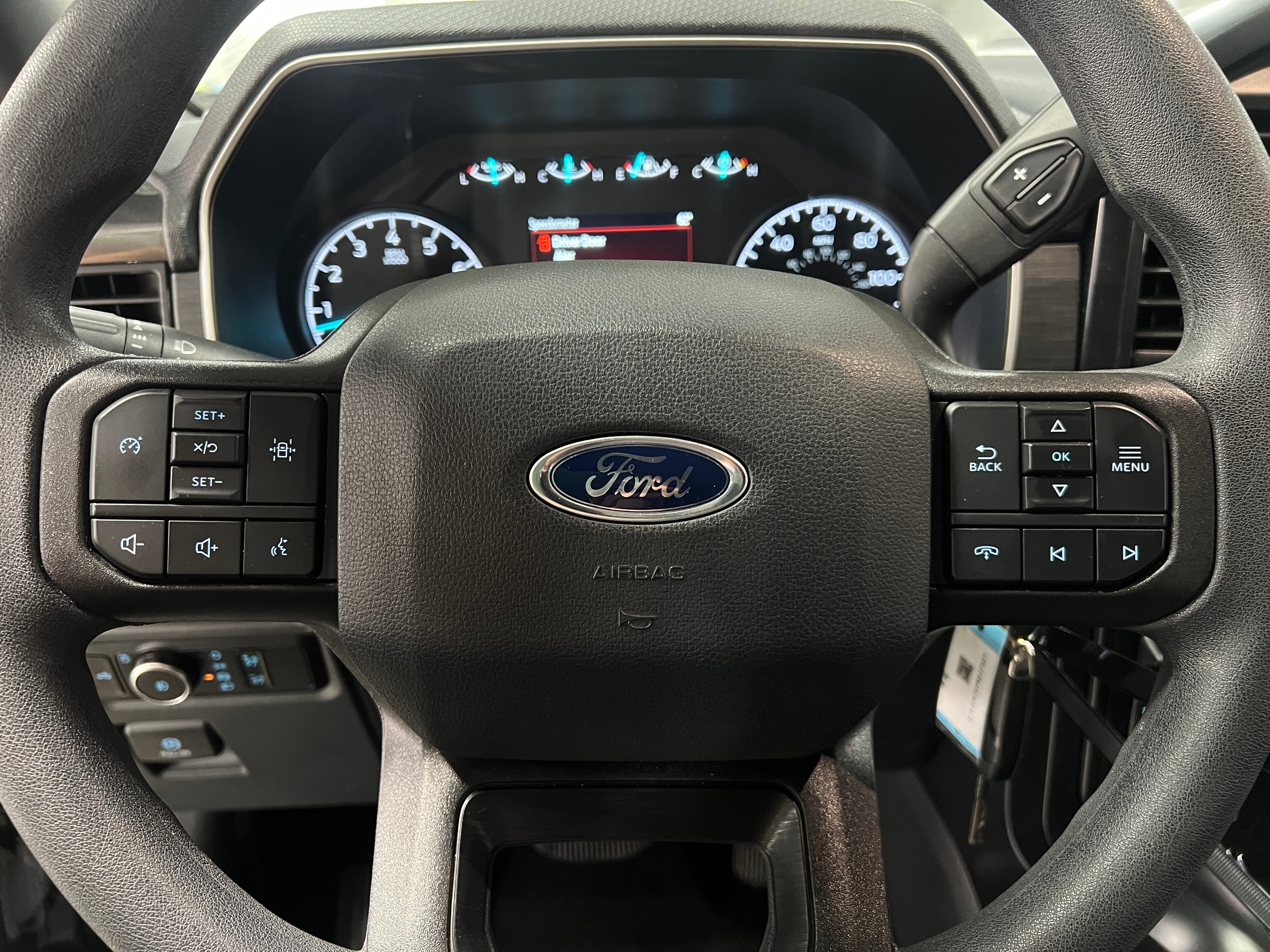 2023 Ford Econoline E-150 5