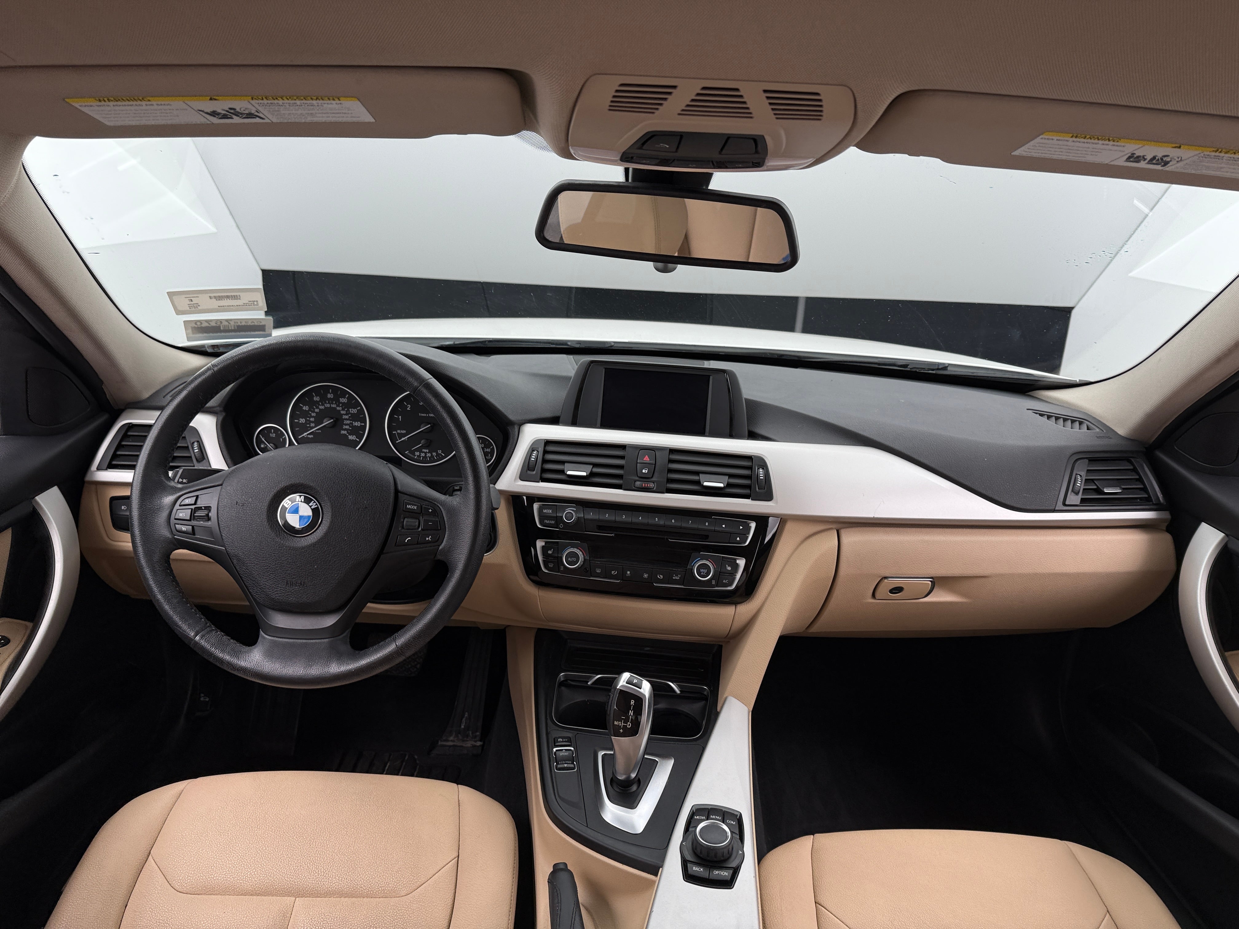 2018 BMW 3 Series 320i xDrive 2
