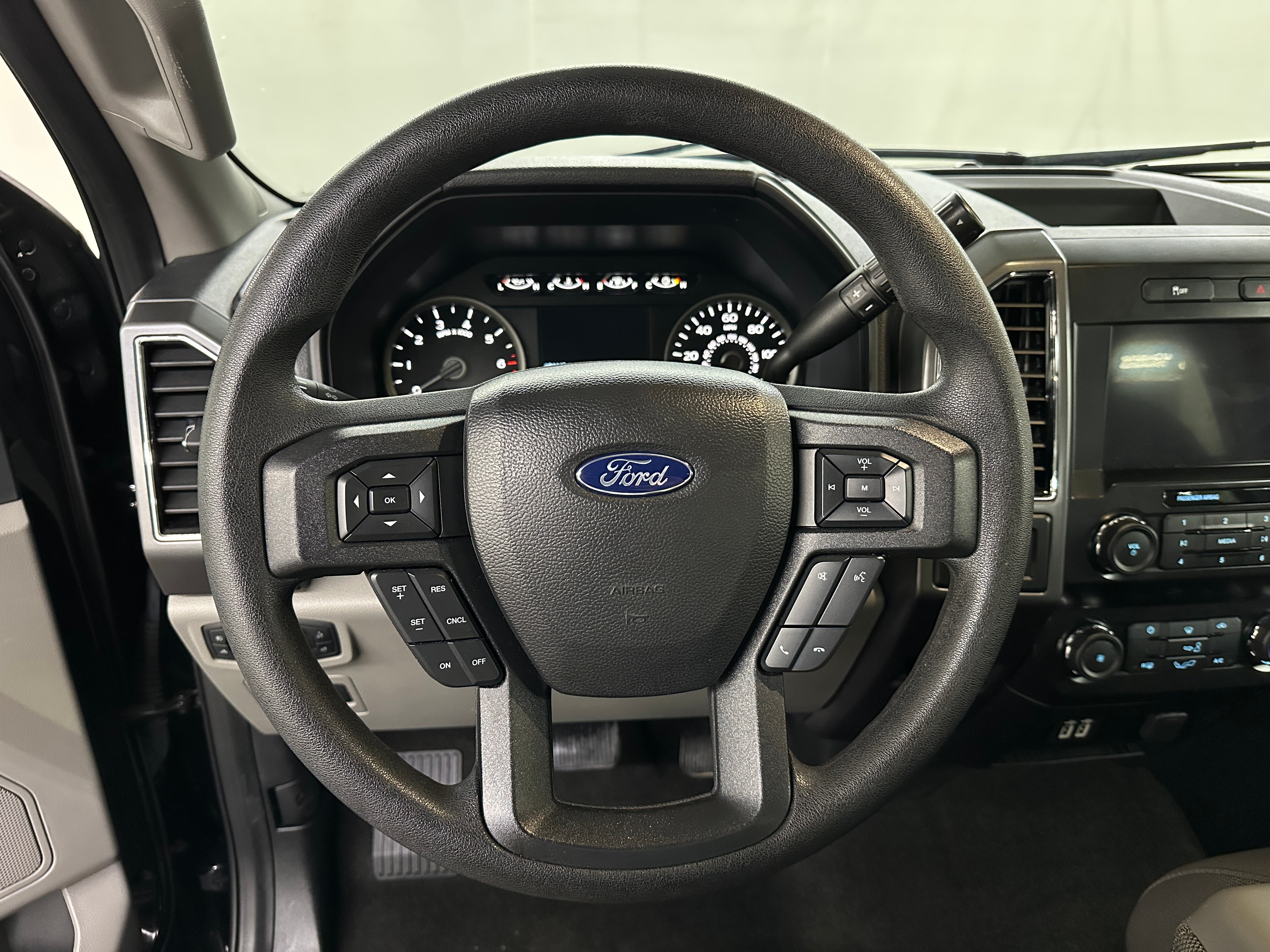 2020 Ford Econoline E-150 5