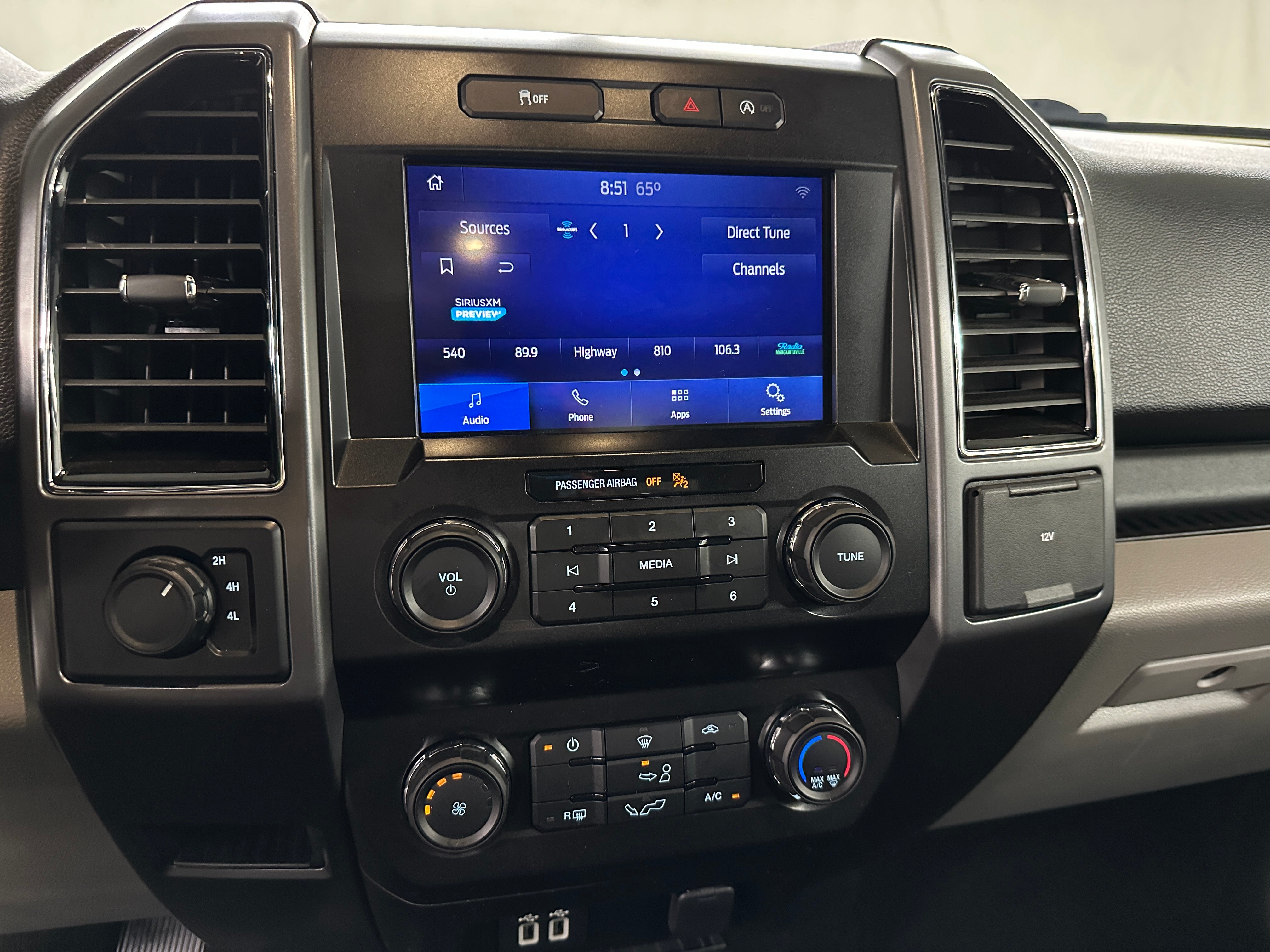 2020 Ford Econoline E-150 4