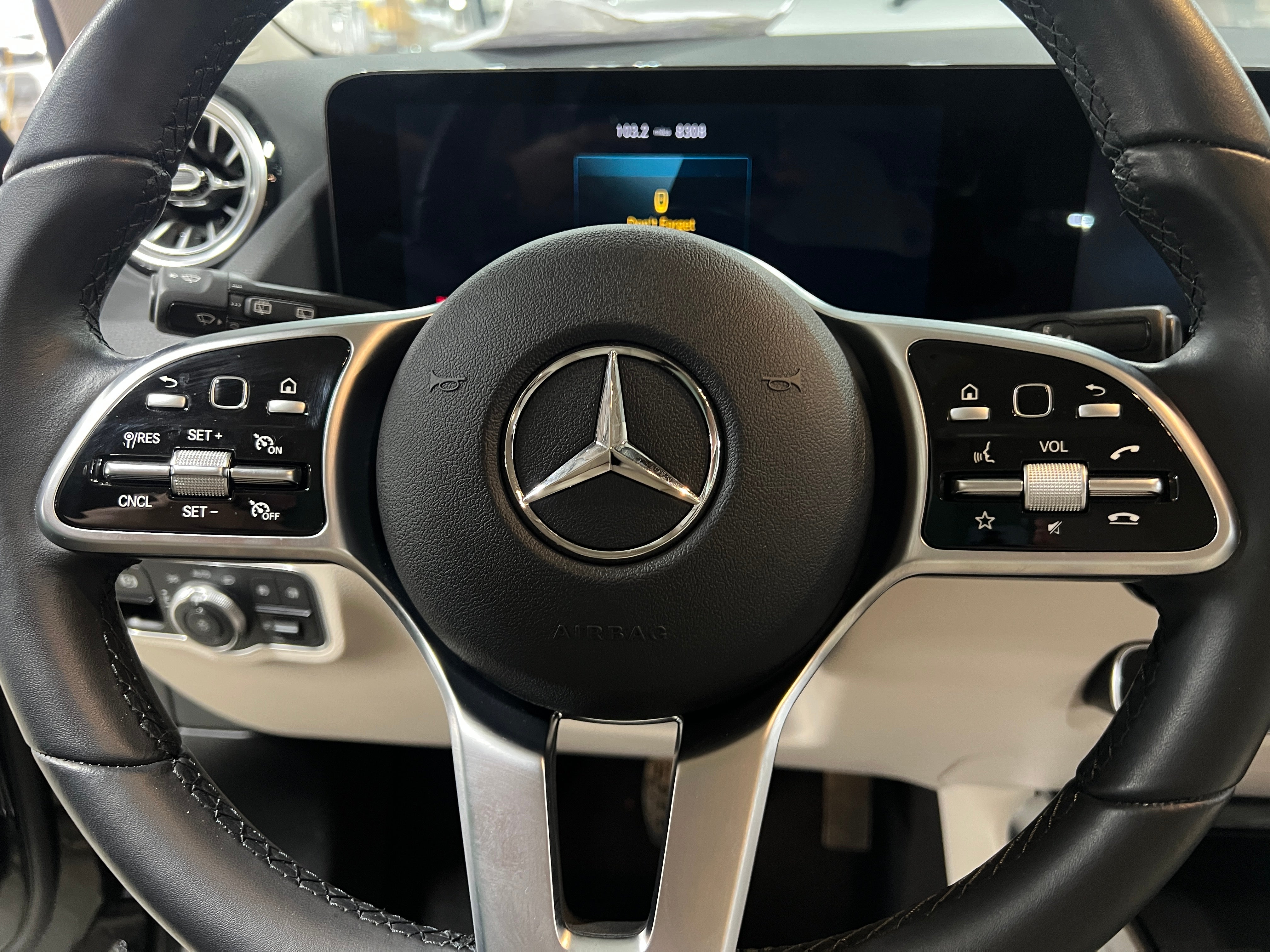 2022 Mercedes-Benz GLA 250 4MATIC 4