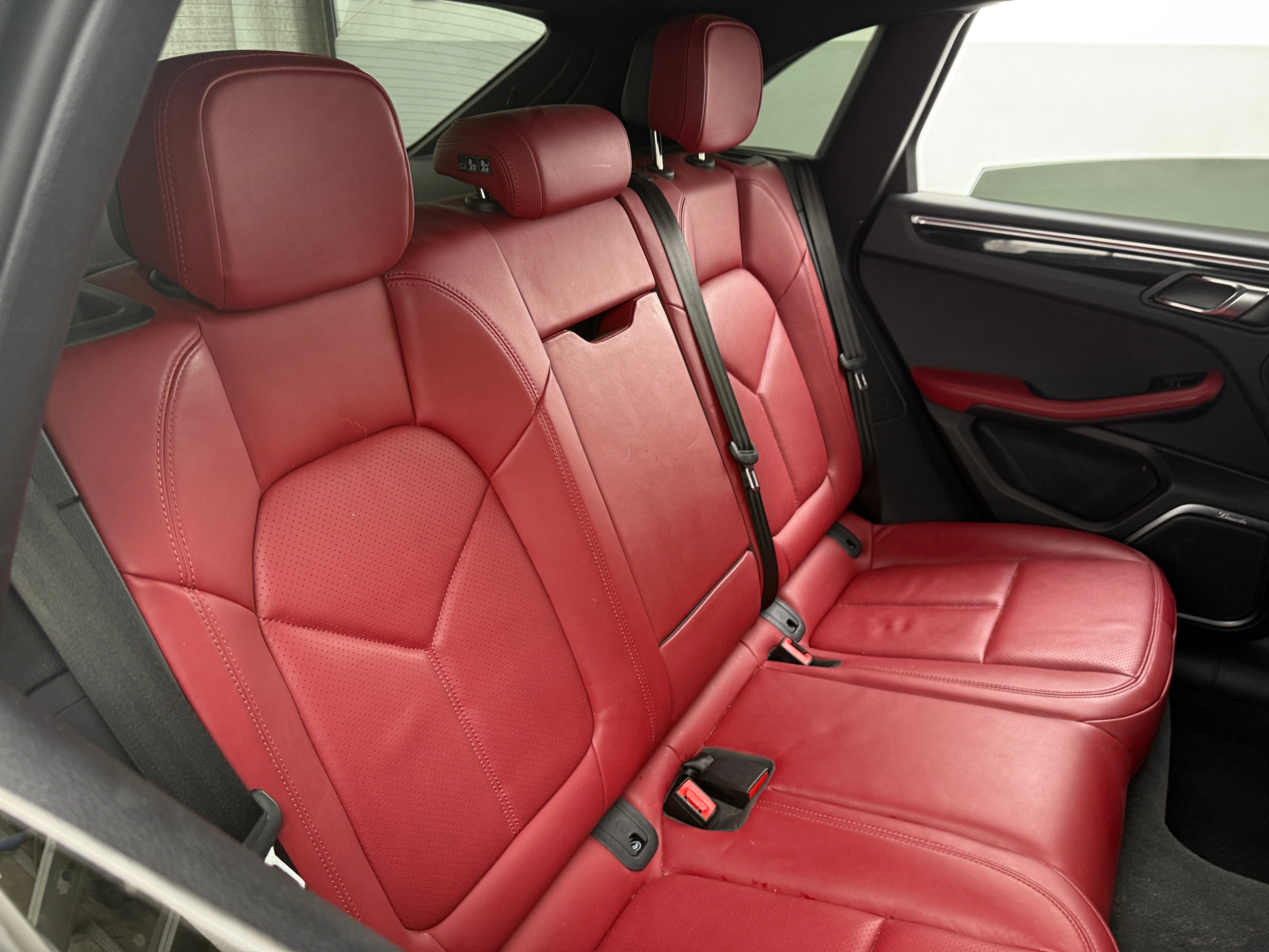 2023 Porsche Macan Base 5