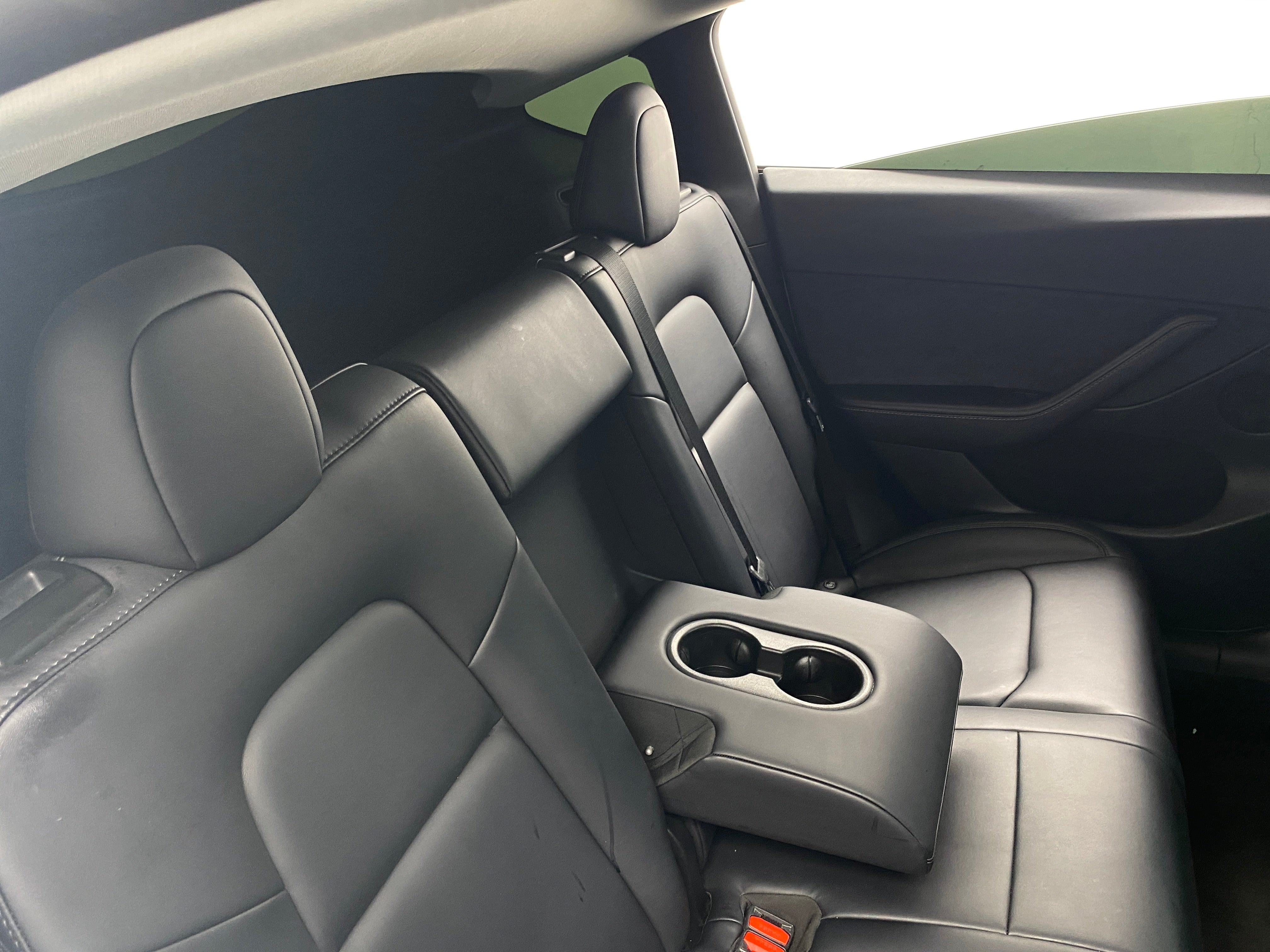 2022 Tesla Model Y Long Range 5