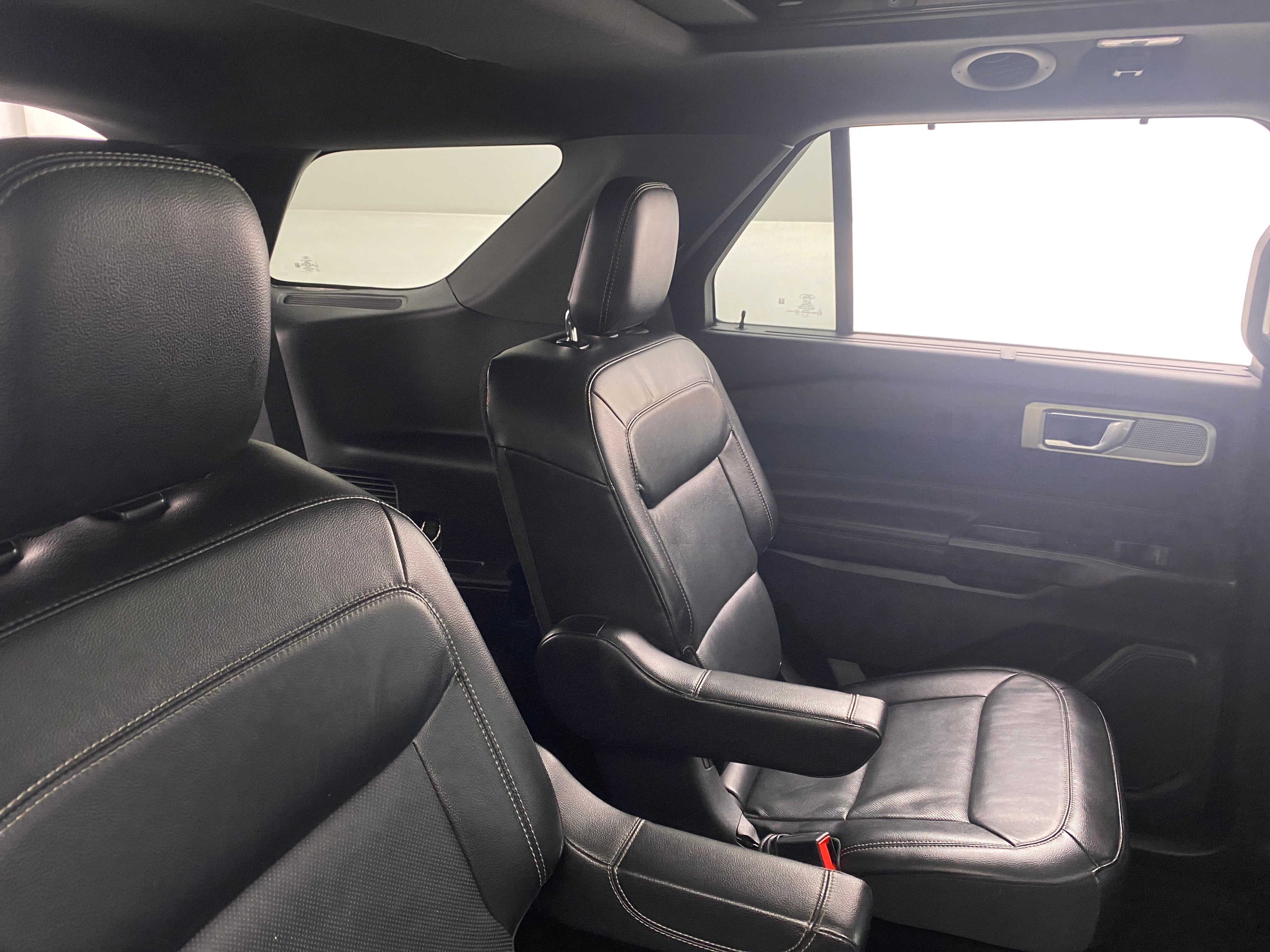 2020 Ford Explorer Limited 5