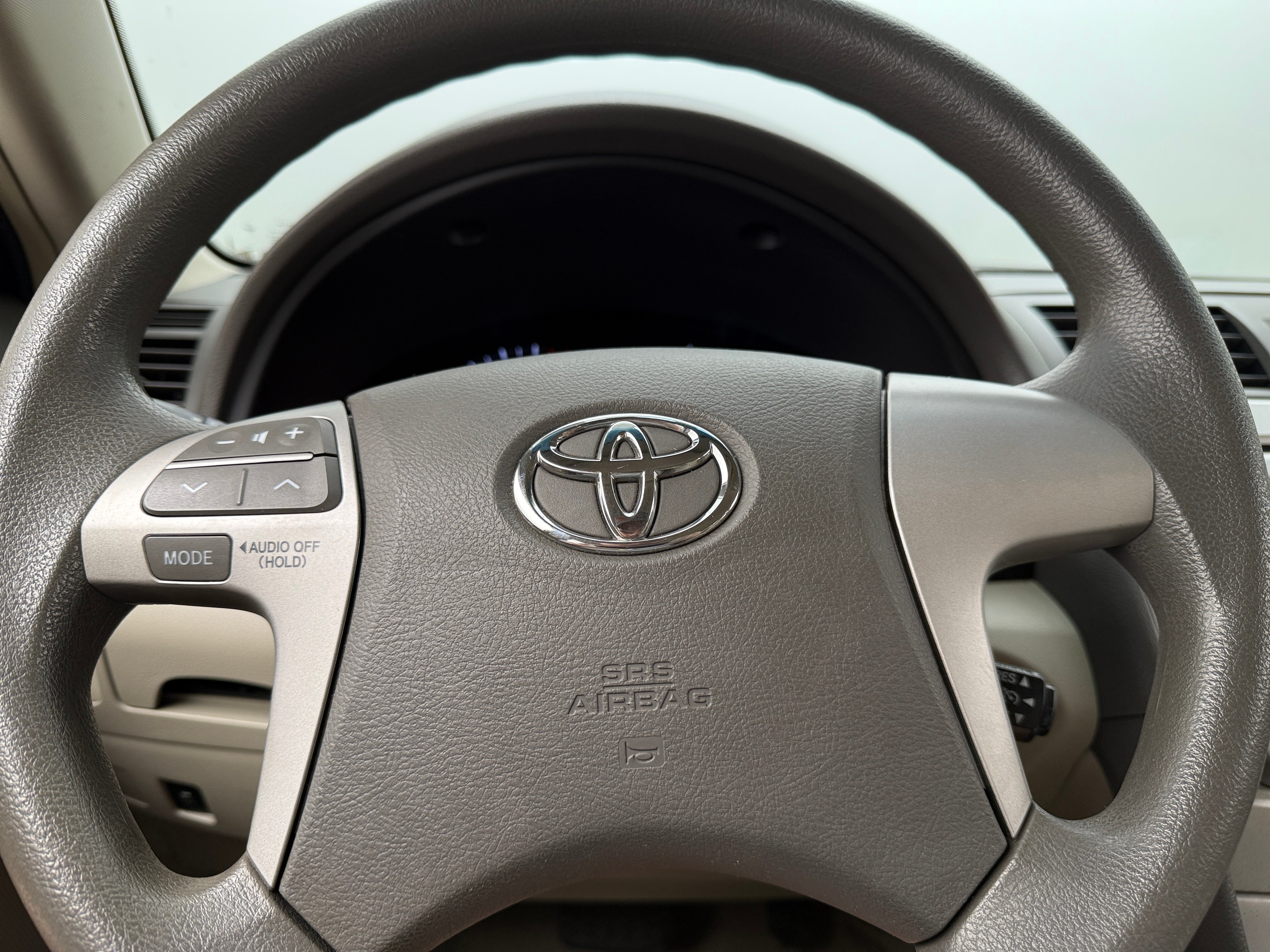 2011 Toyota Camry LE 5
