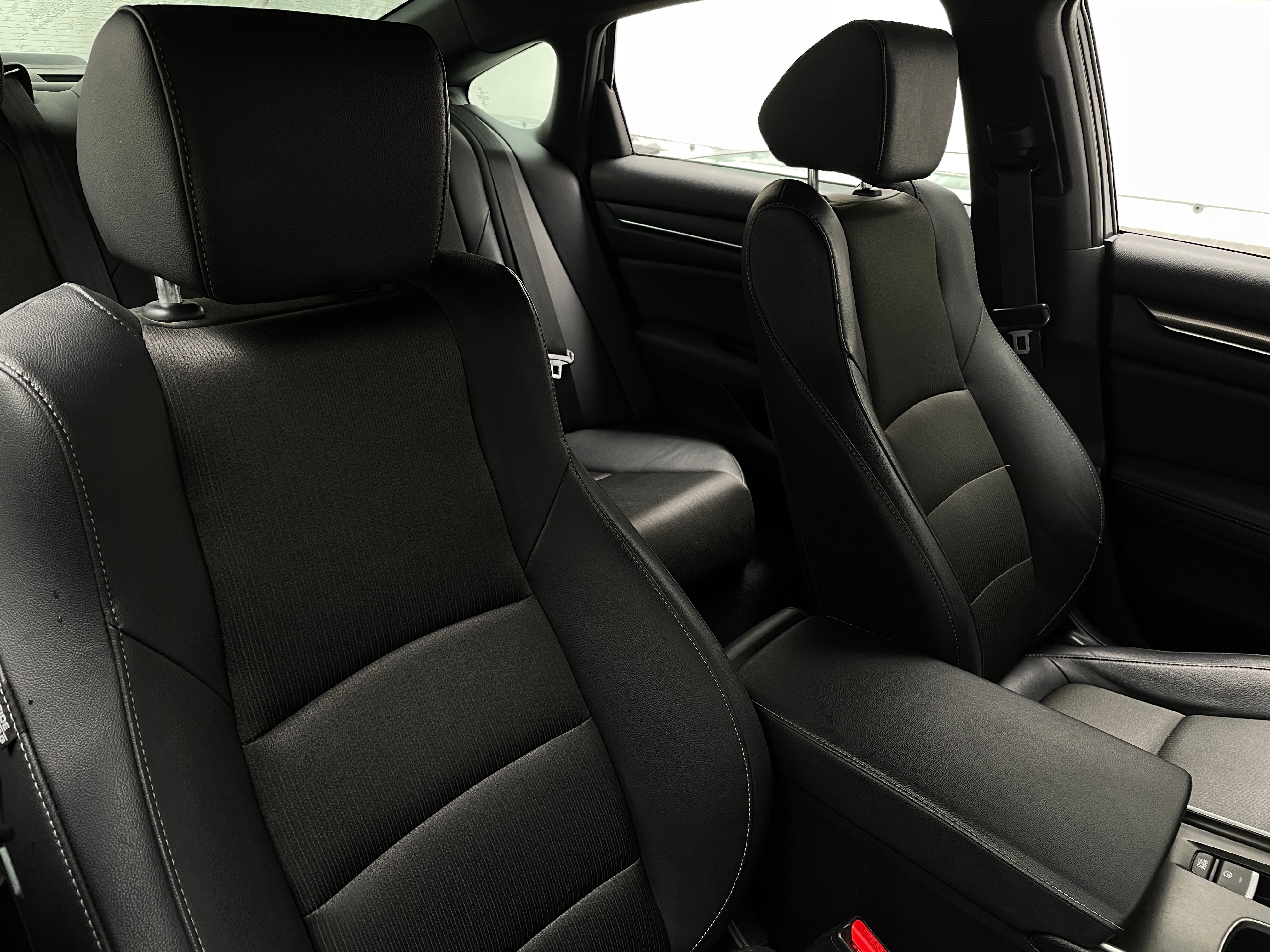 2019 Honda Accord Sport 2
