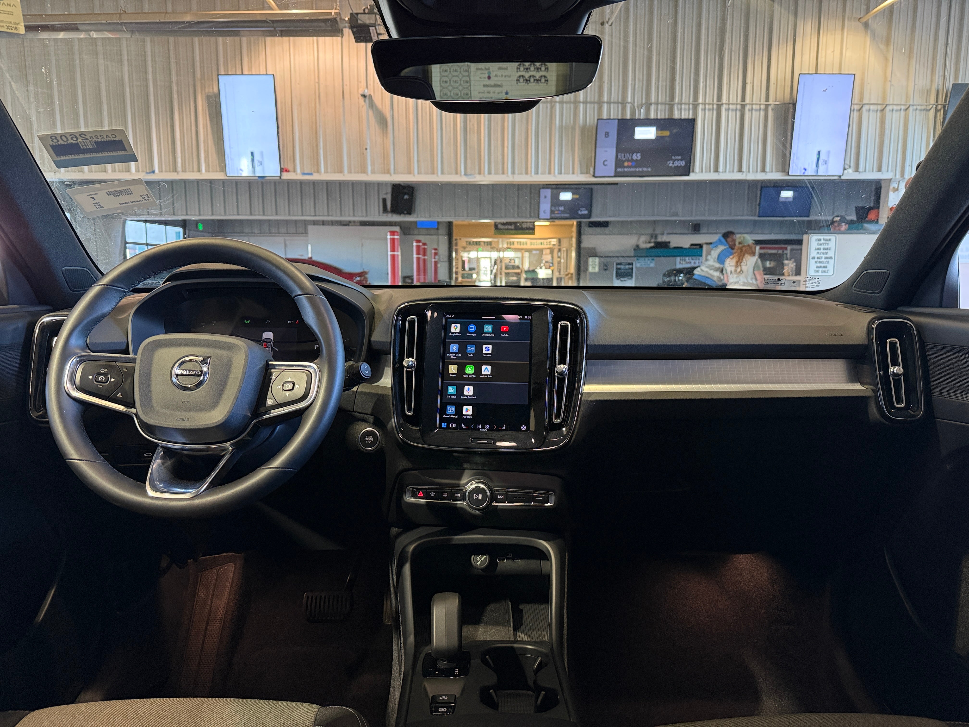 2024 Volvo XC40 B5 Core 3