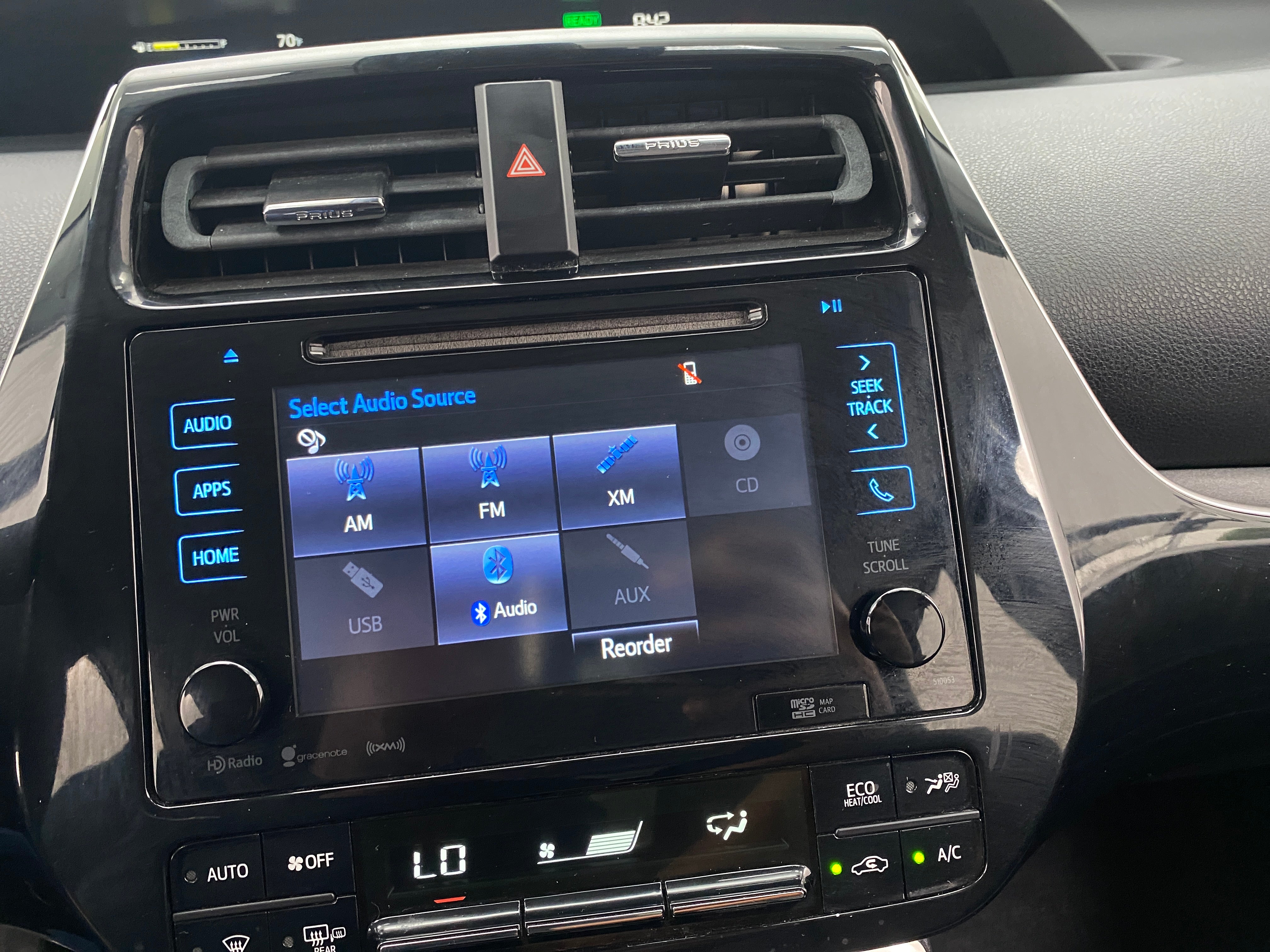2017 Toyota Prius Three 4