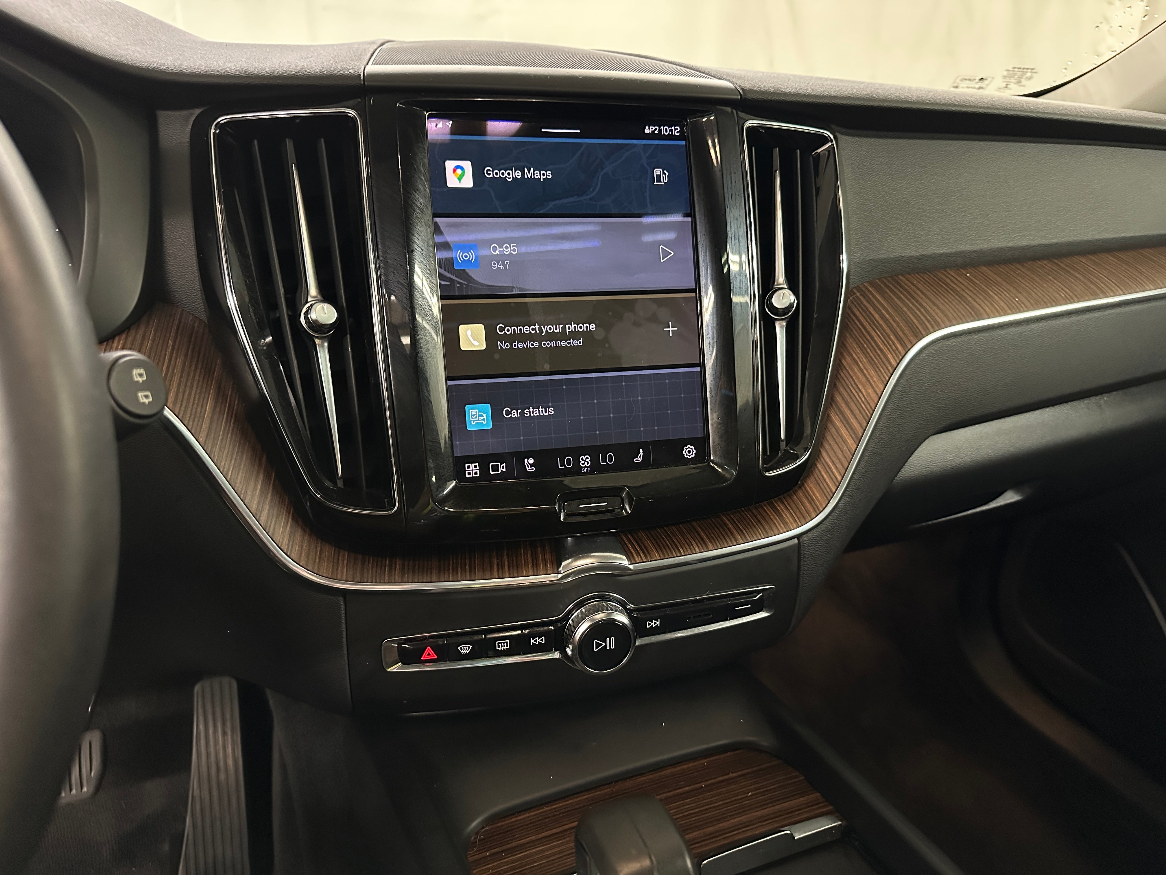 2022 Volvo XC60 B5 Momentum 3