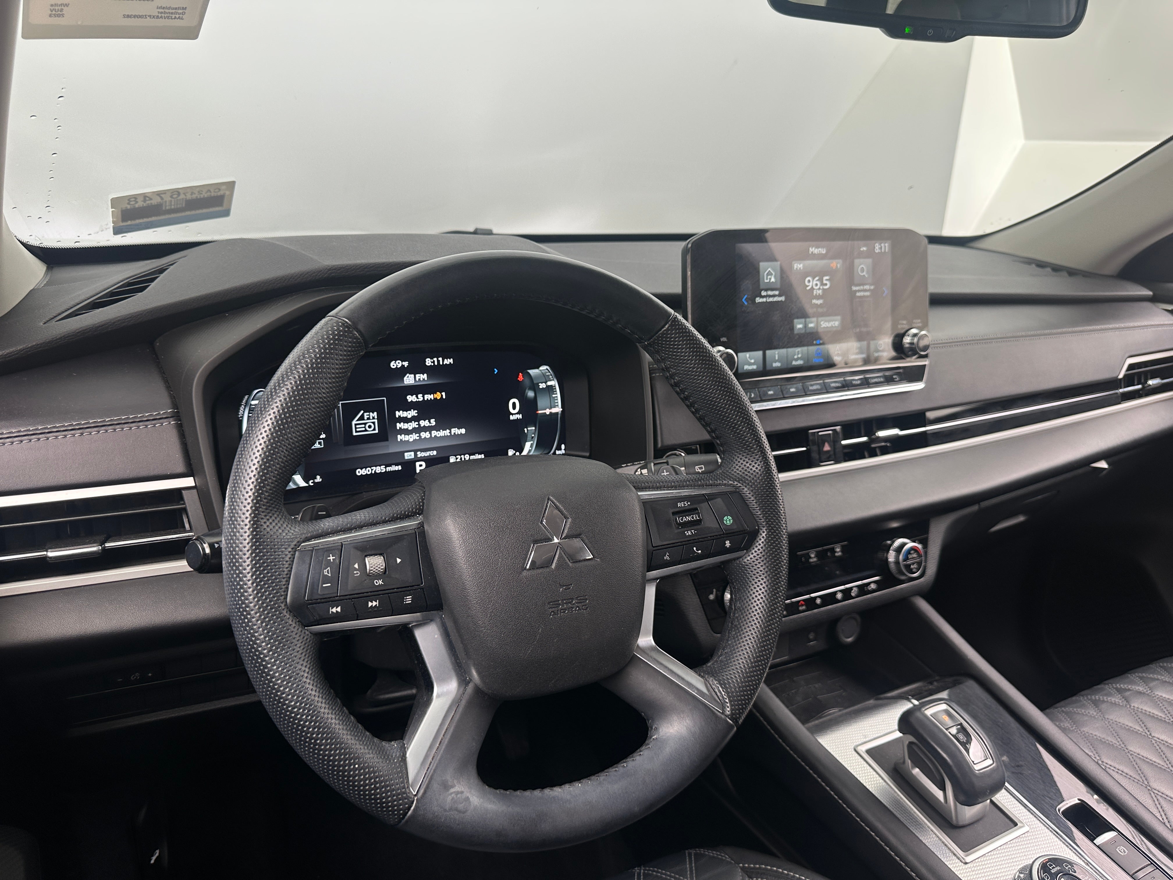 2023 Mitsubishi Outlander SEL 2