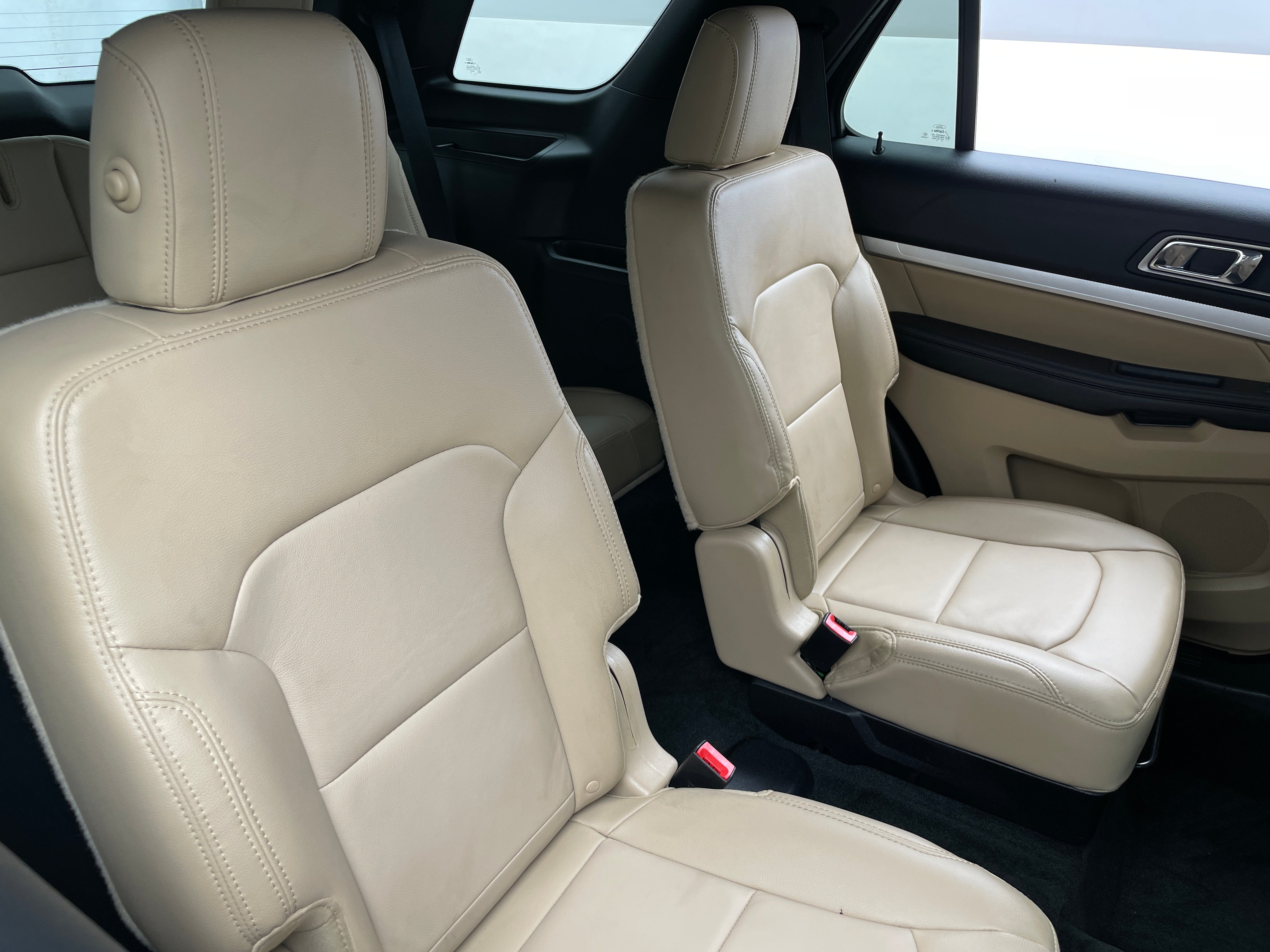 2016 Ford Explorer XLT 5