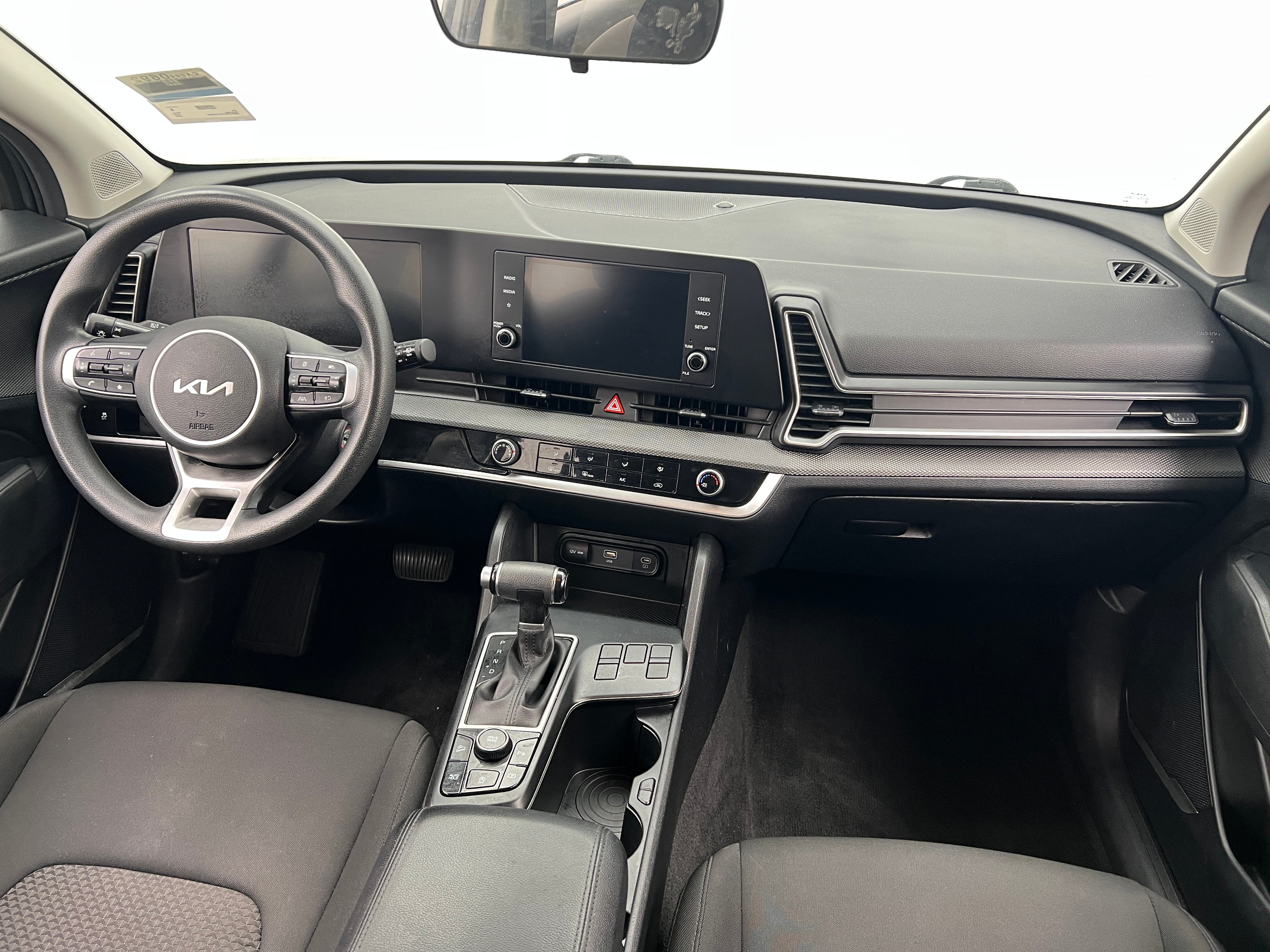 2023 Kia Sportage LX 3