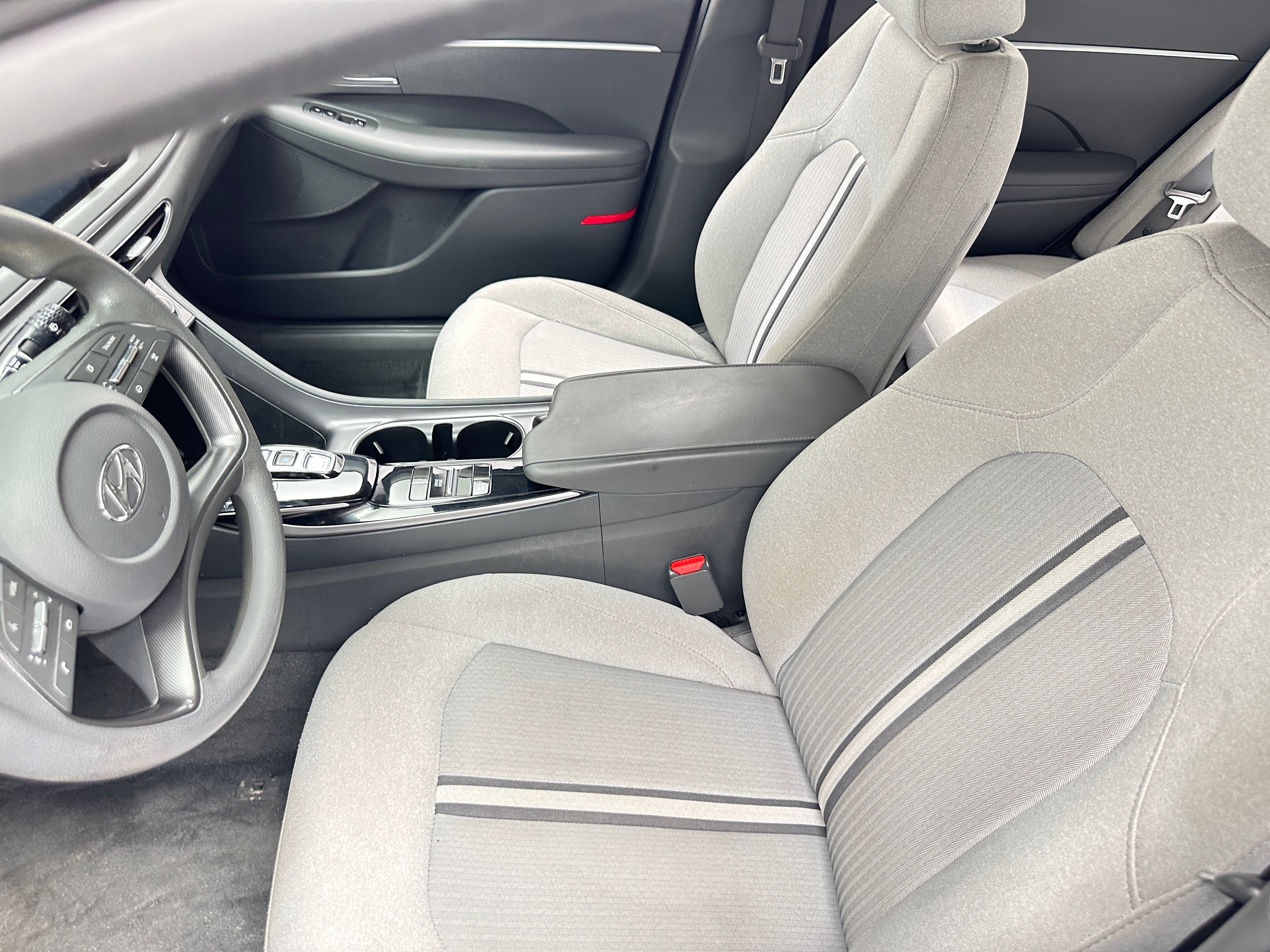 2020 Hyundai Sonata SE 2