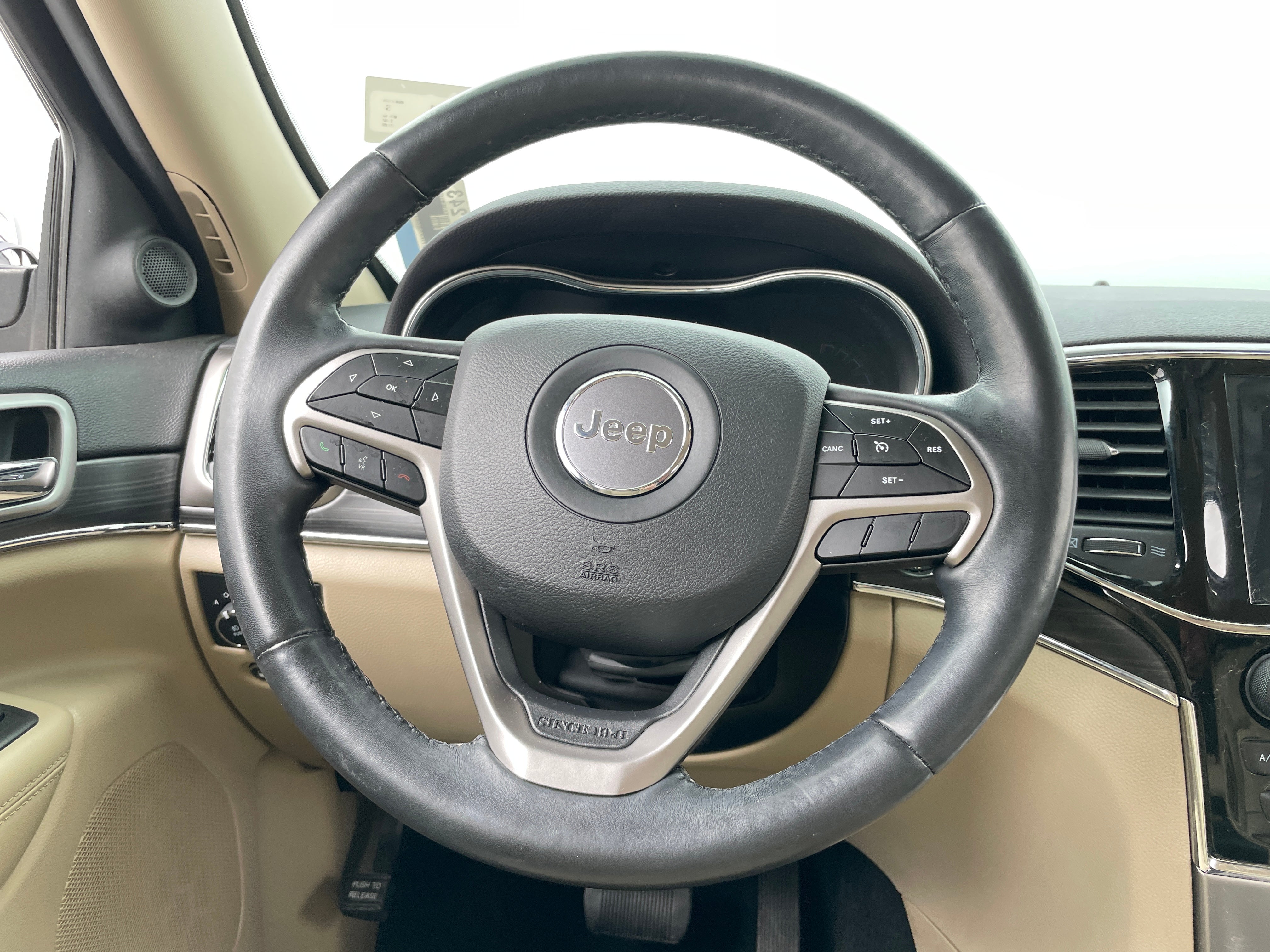2019 Jeep Grand Cherokee Limited Edition 4