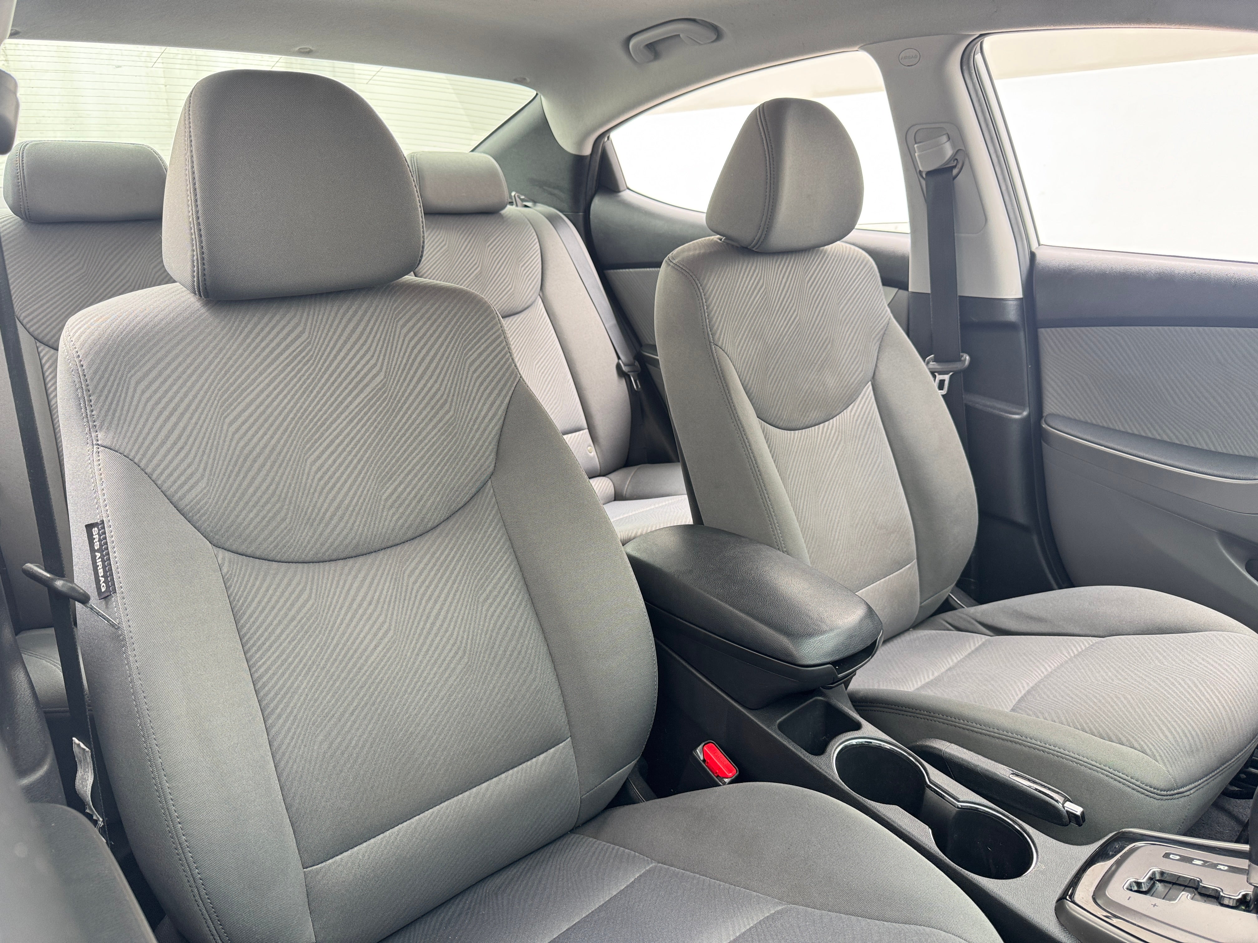 2013 Hyundai Elantra GLS 2