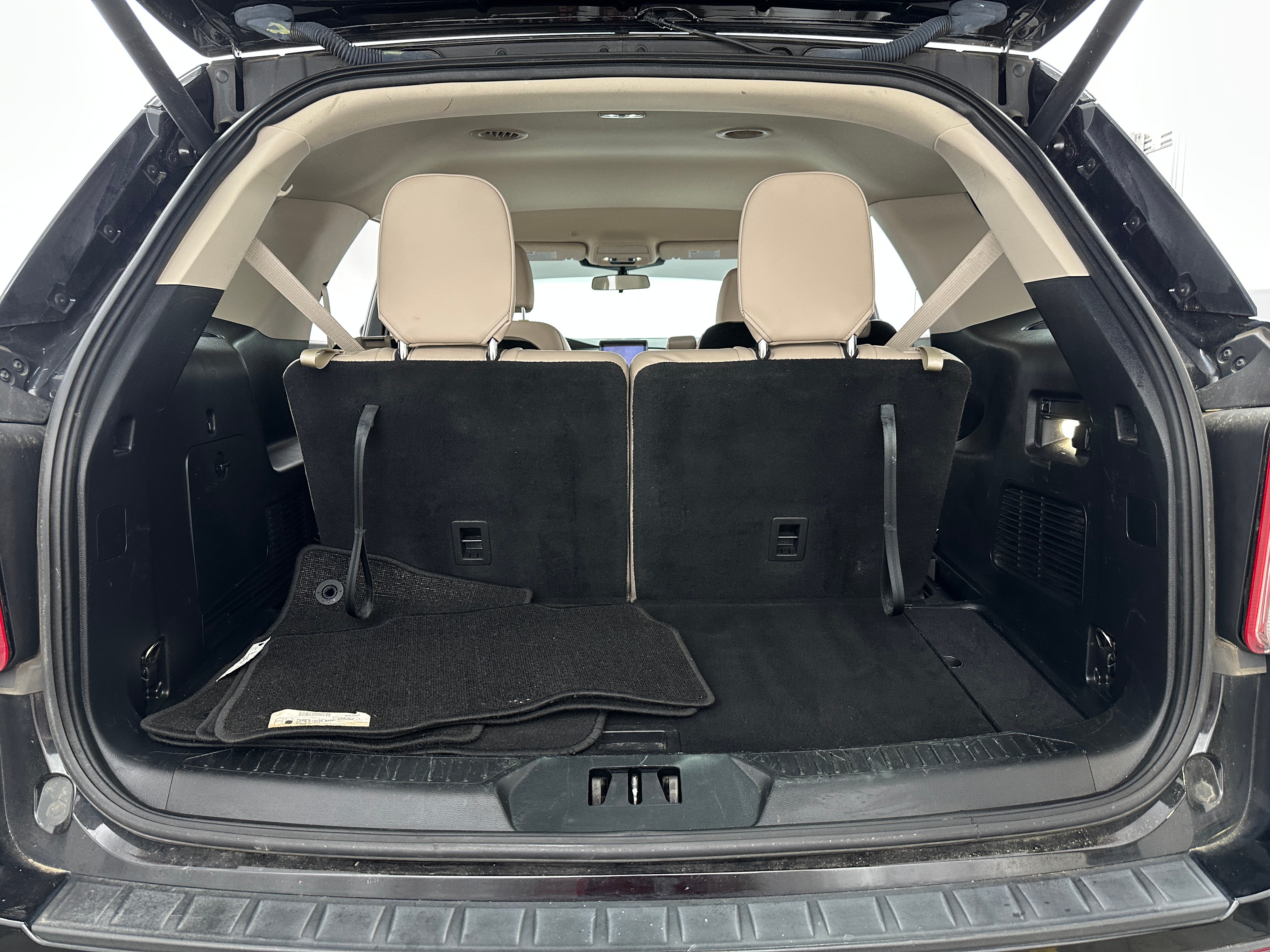 2022 Ford Explorer XLT 6