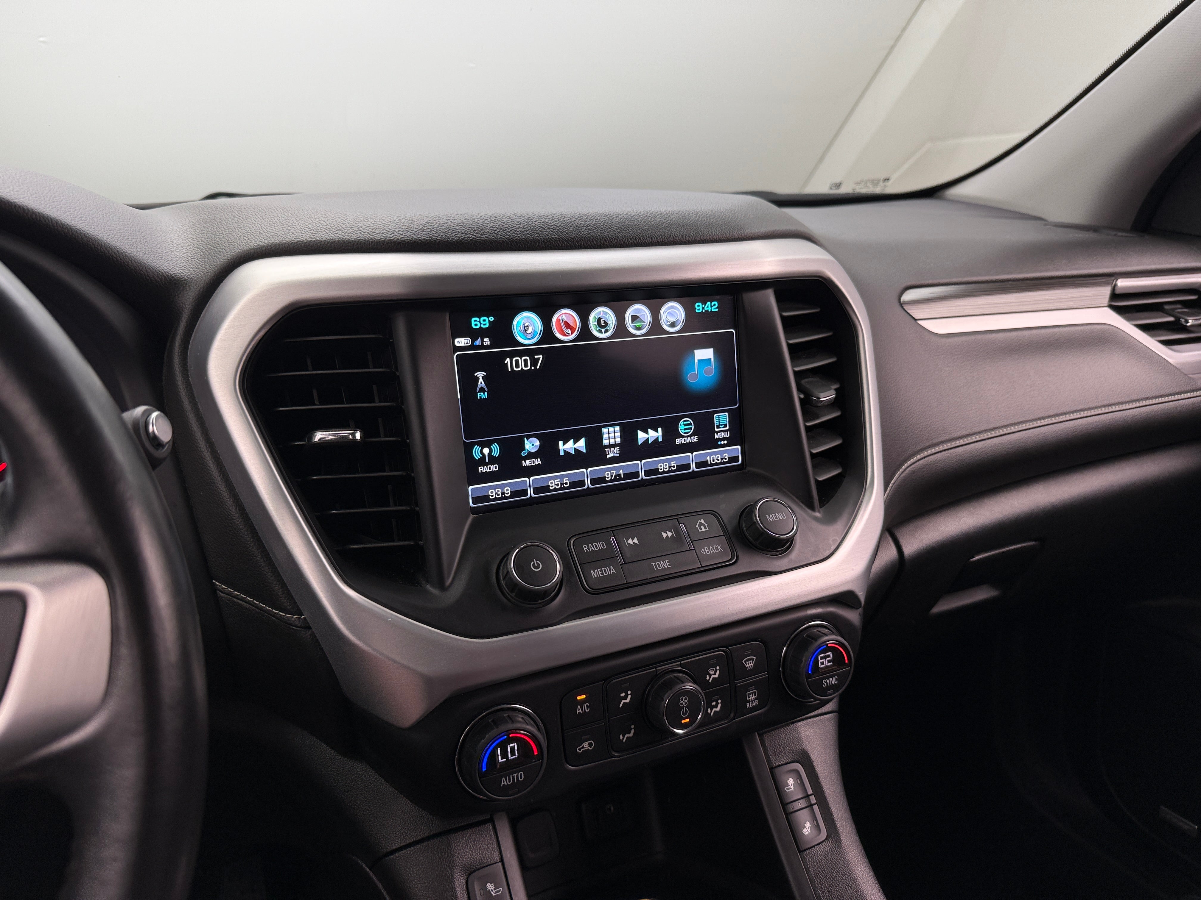 2019 GMC Acadia SLT 3