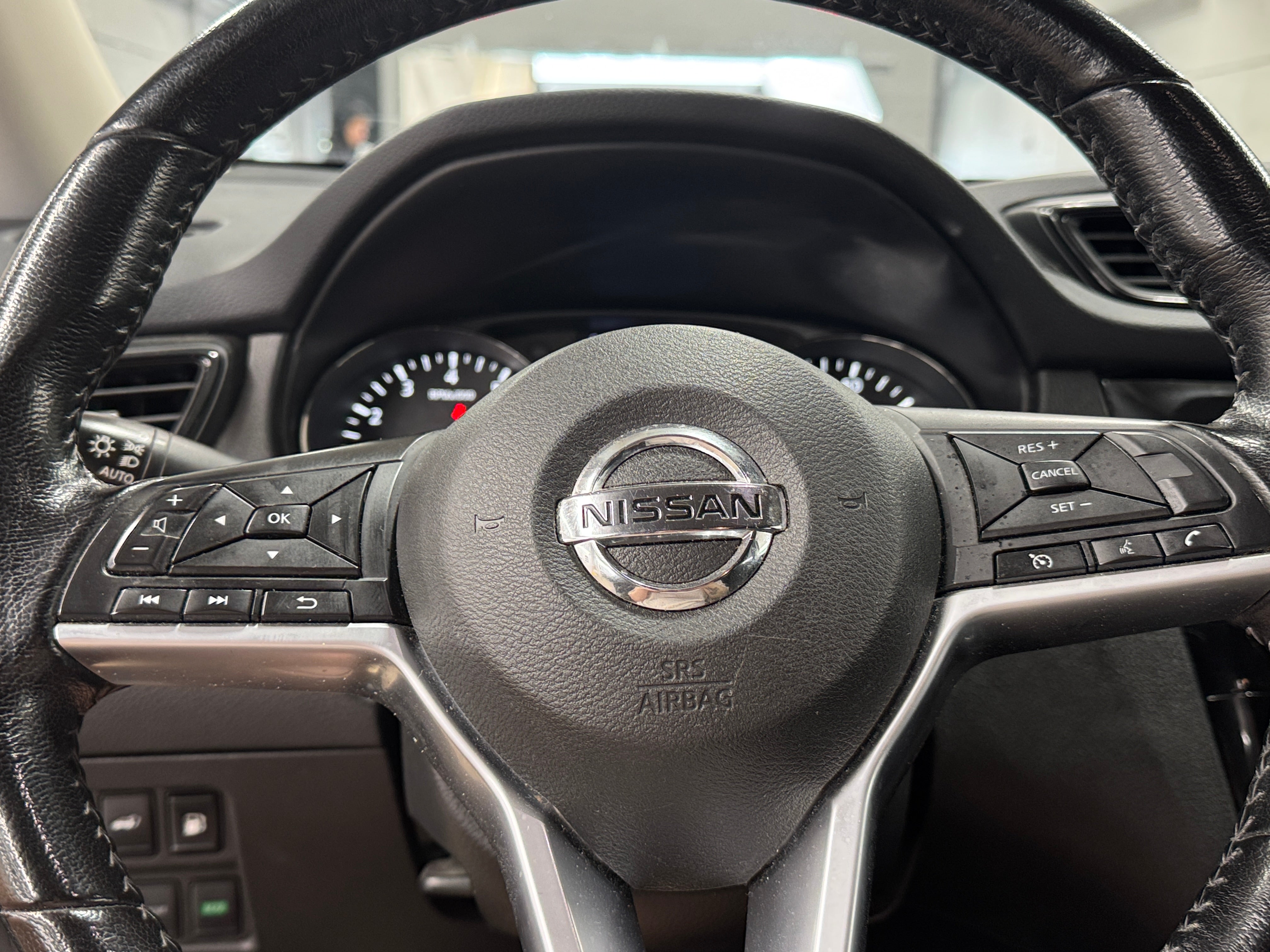 2020 Nissan Rogue SV 5