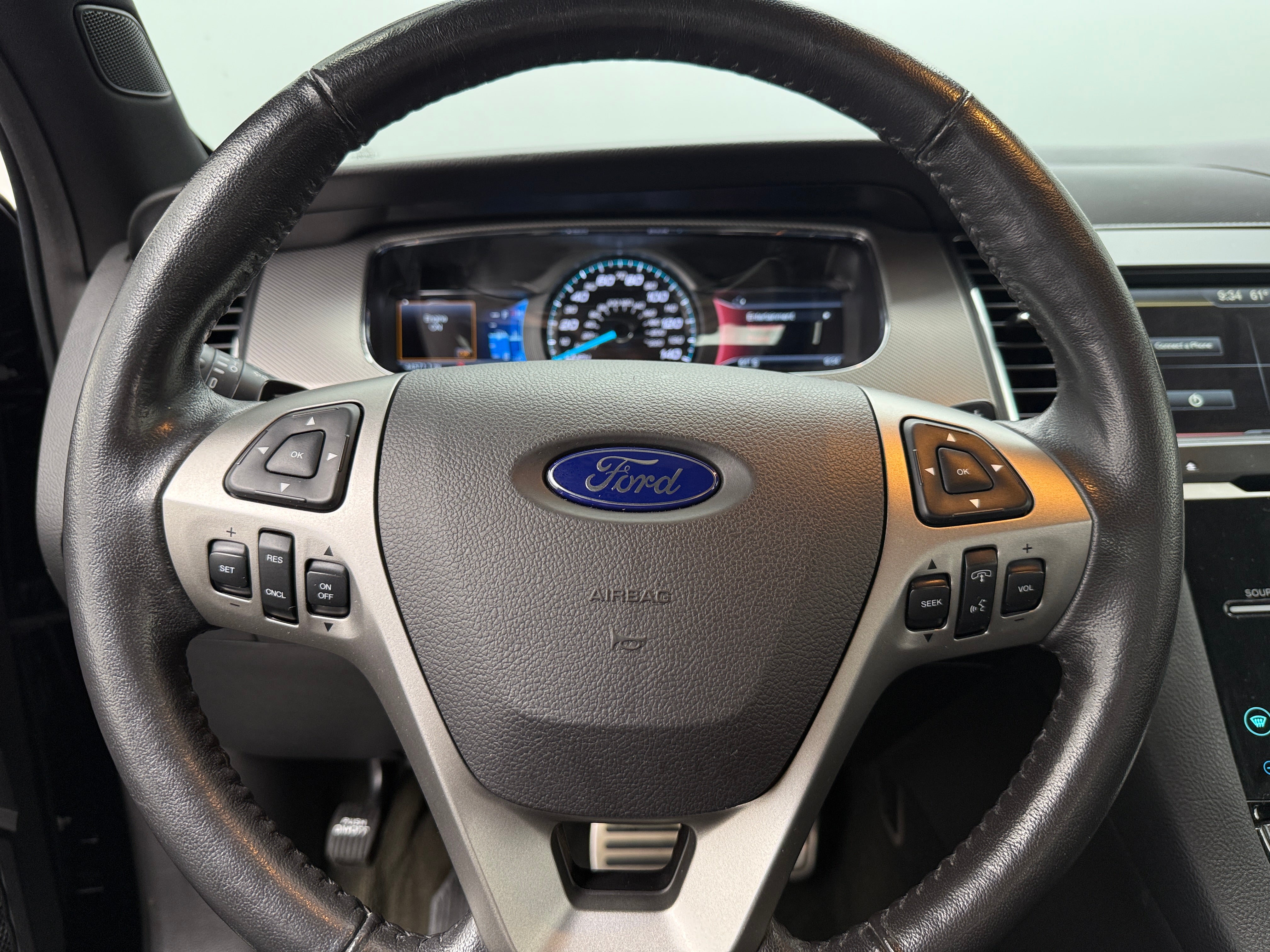 2014 Ford Taurus SHO 4