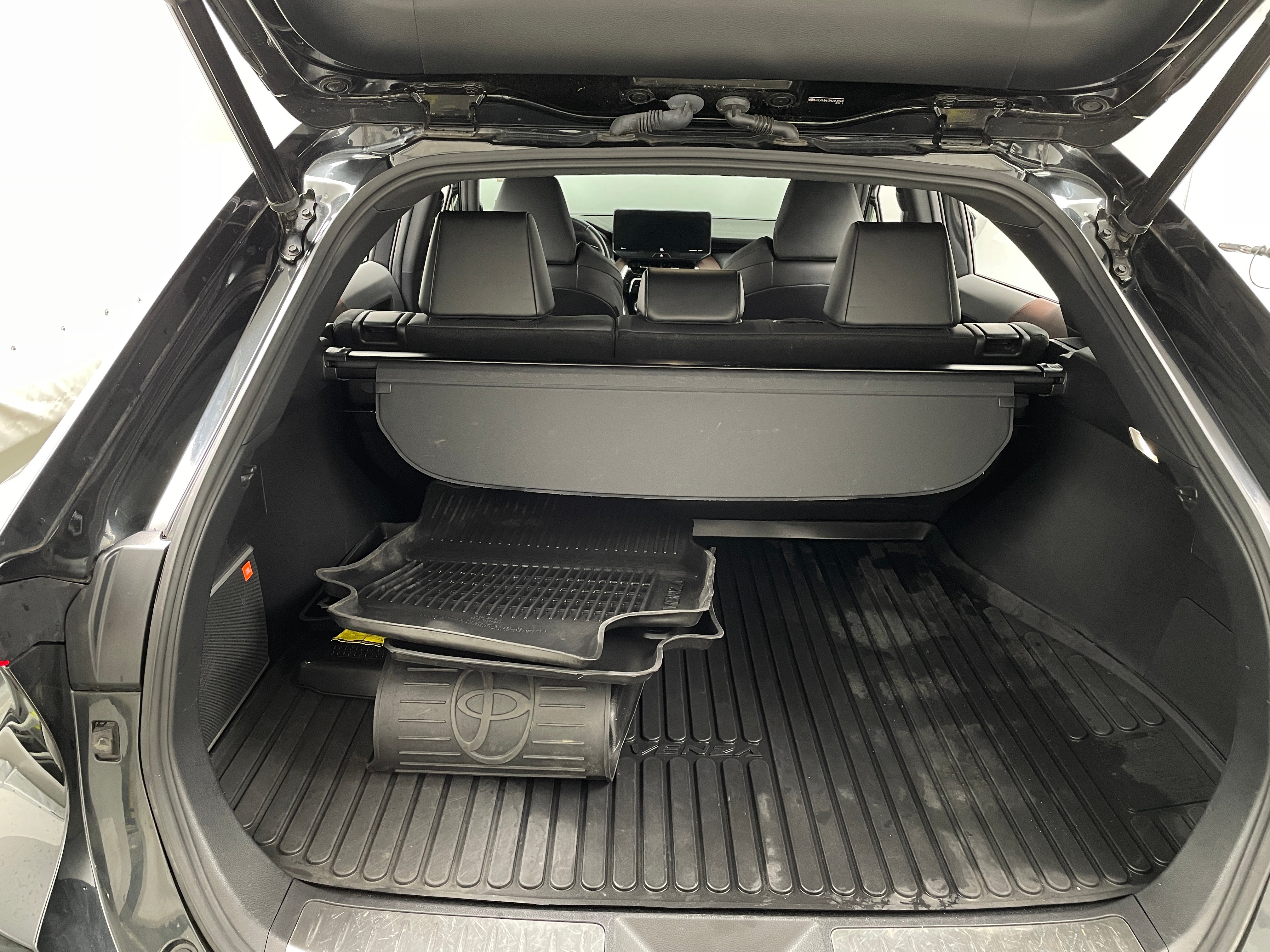 2021 Toyota Venza XLE 6