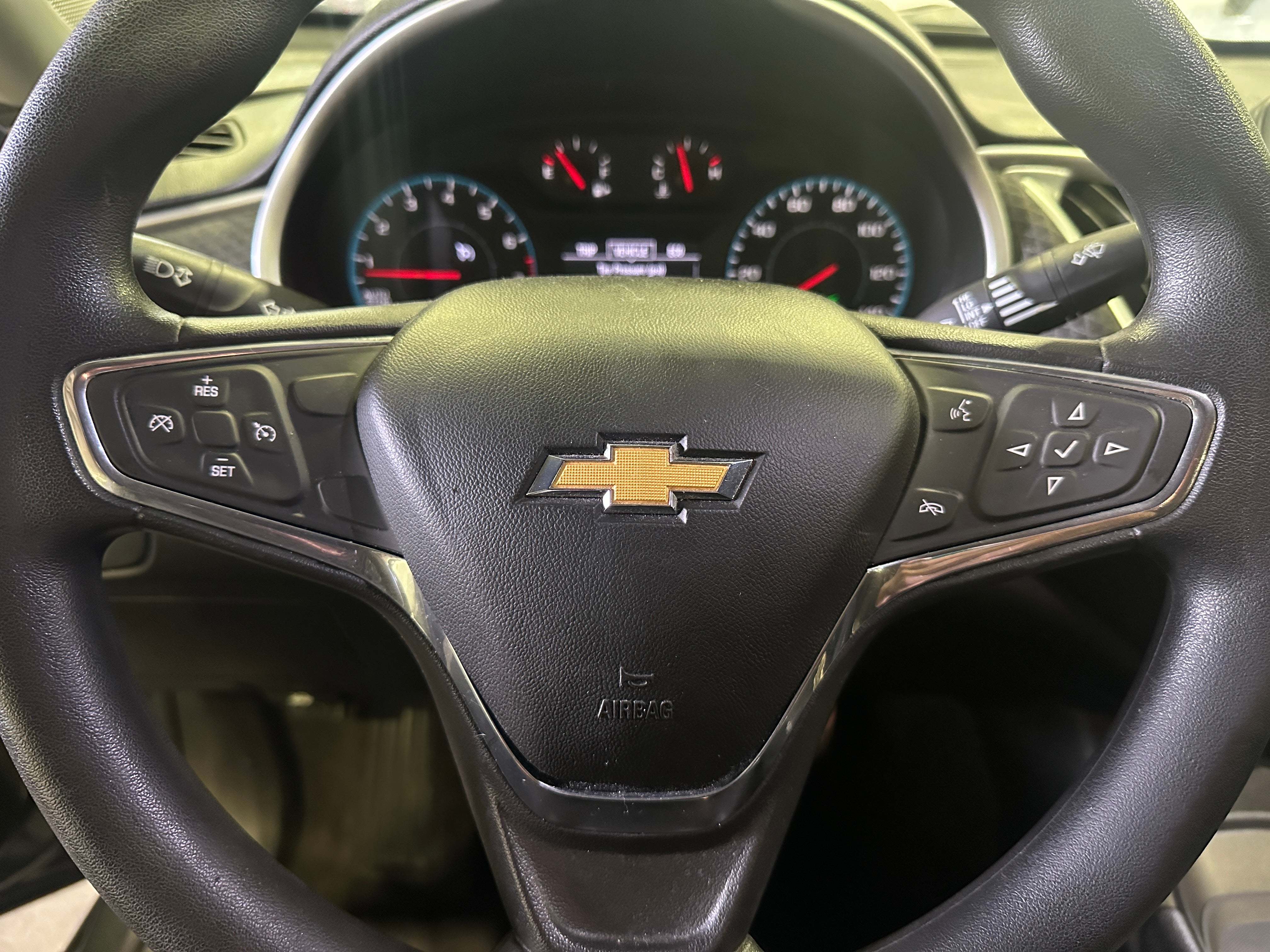 2017 Chevrolet Malibu LS 5