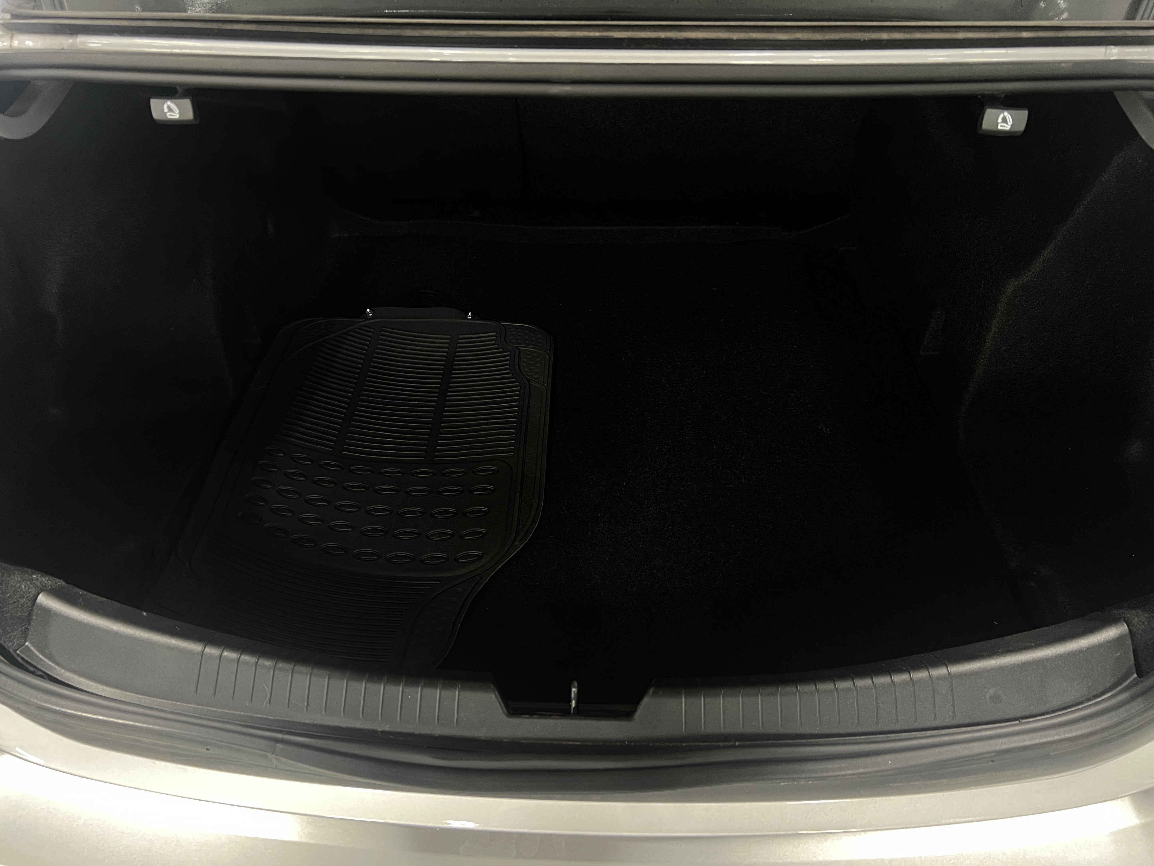 2019 Chevrolet Malibu LS 7
