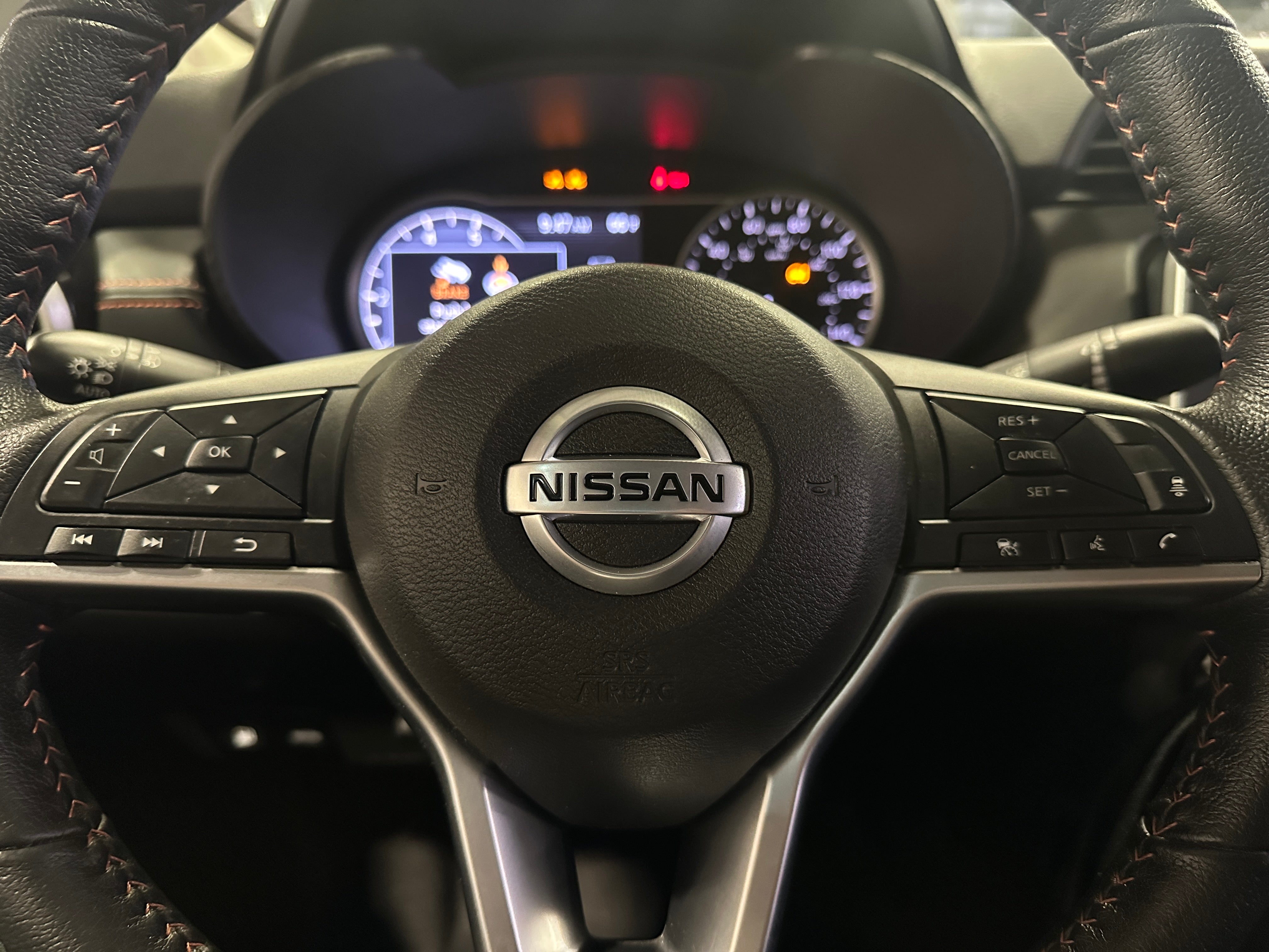2021 Nissan Versa SR 5