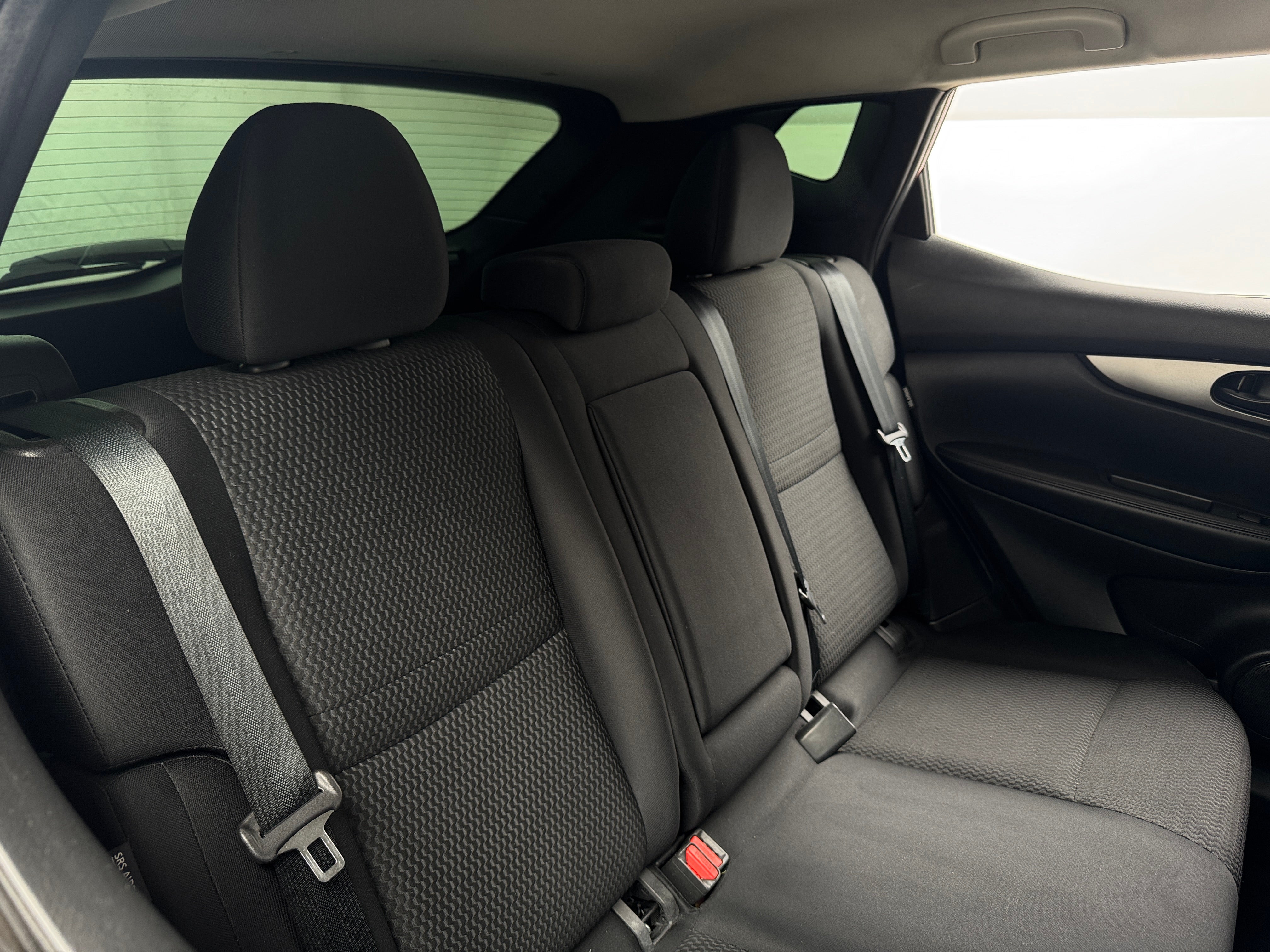 2020 Nissan Rogue Sport S 6