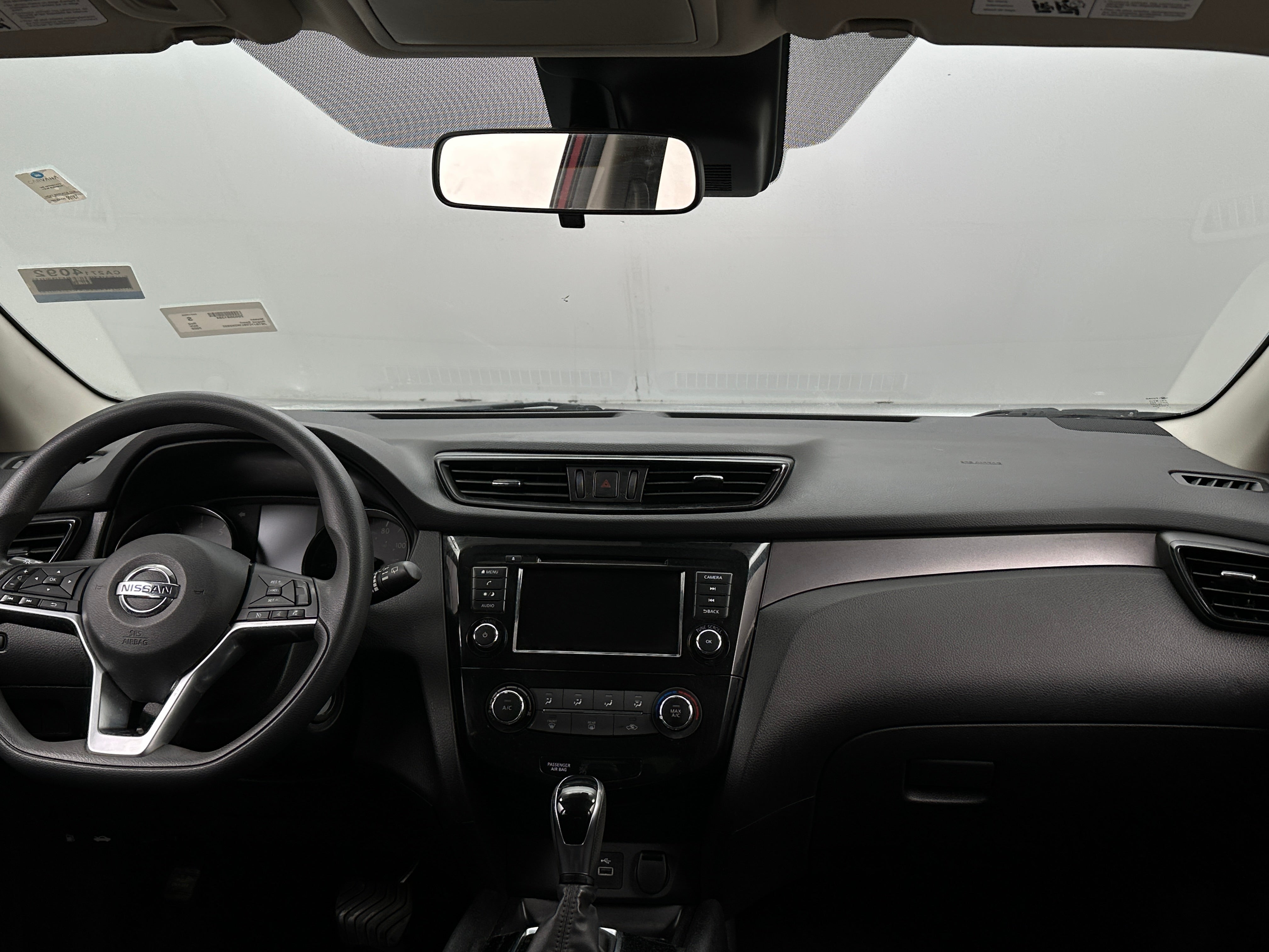 2020 Nissan Rogue Sport S 3