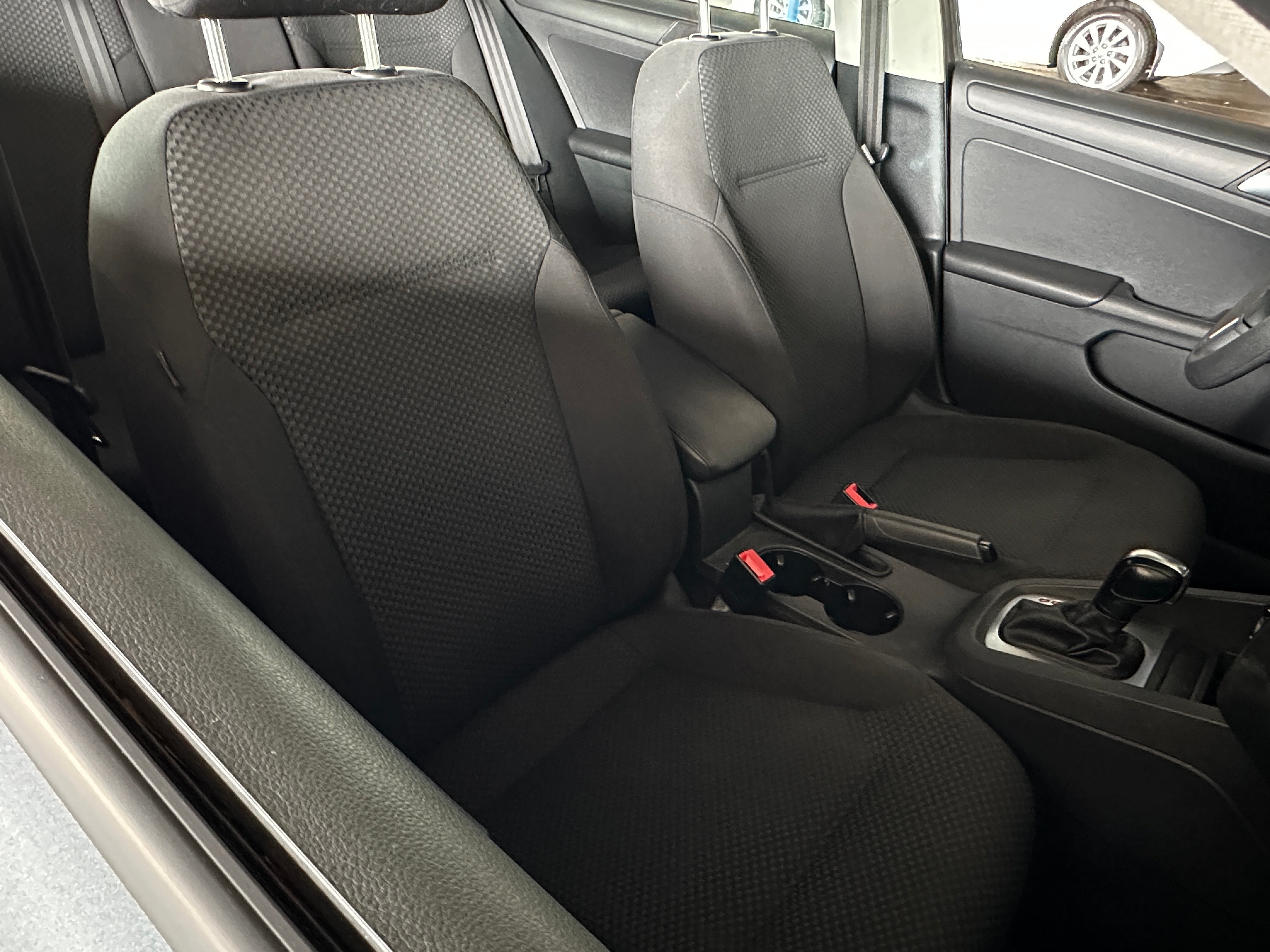 2013 Volkswagen Jetta S 2
