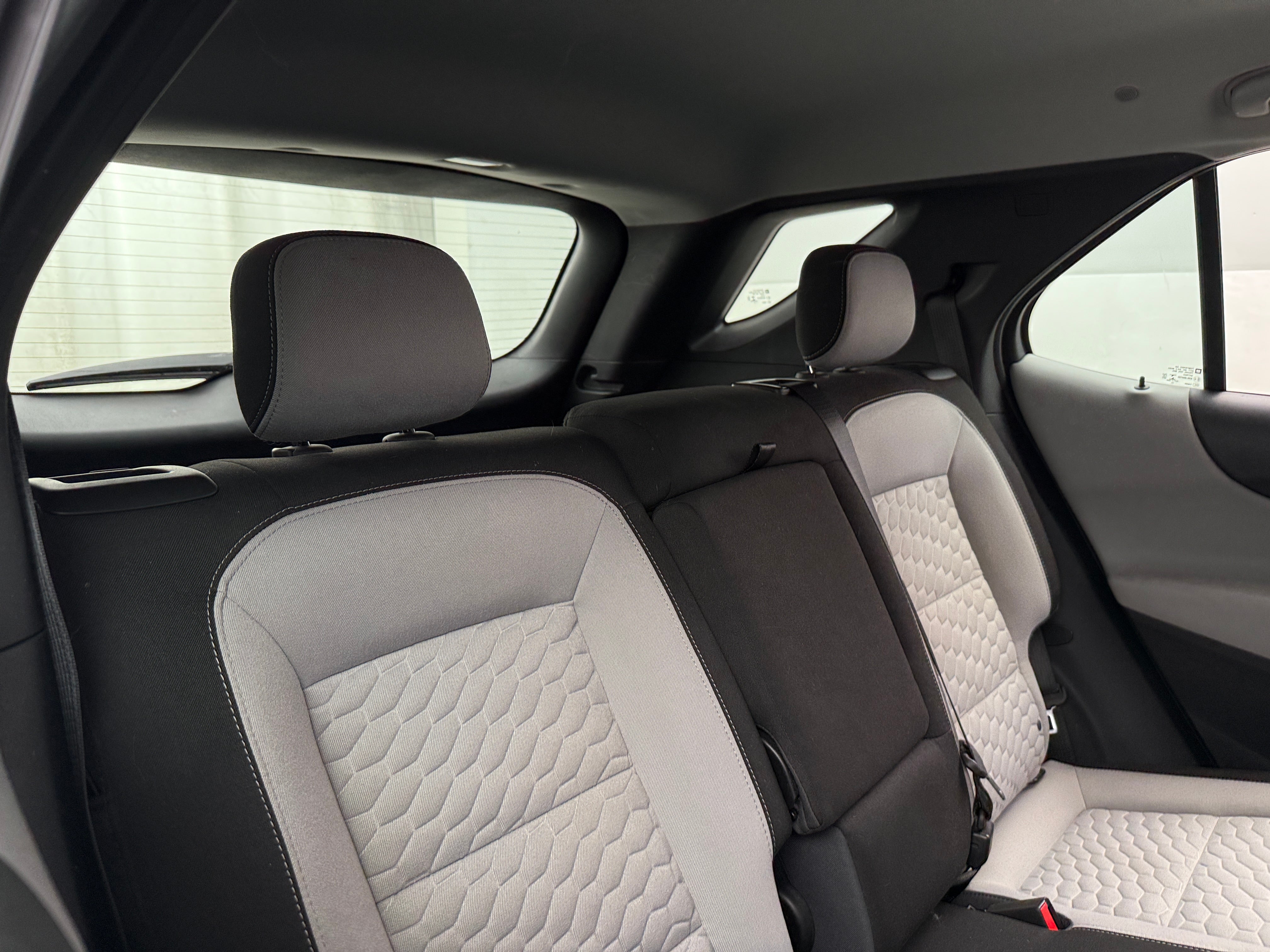 2020 Chevrolet Equinox LS 6