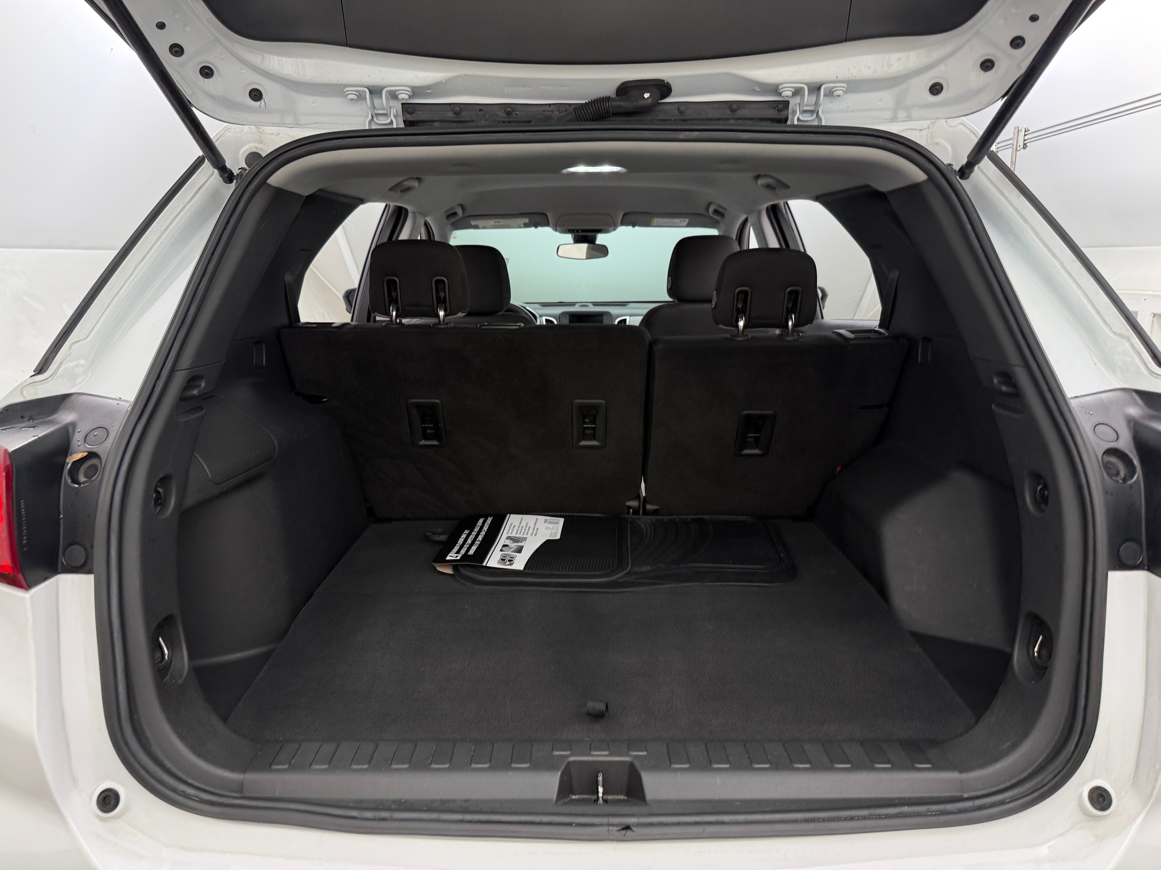 2020 Chevrolet Equinox LS 7