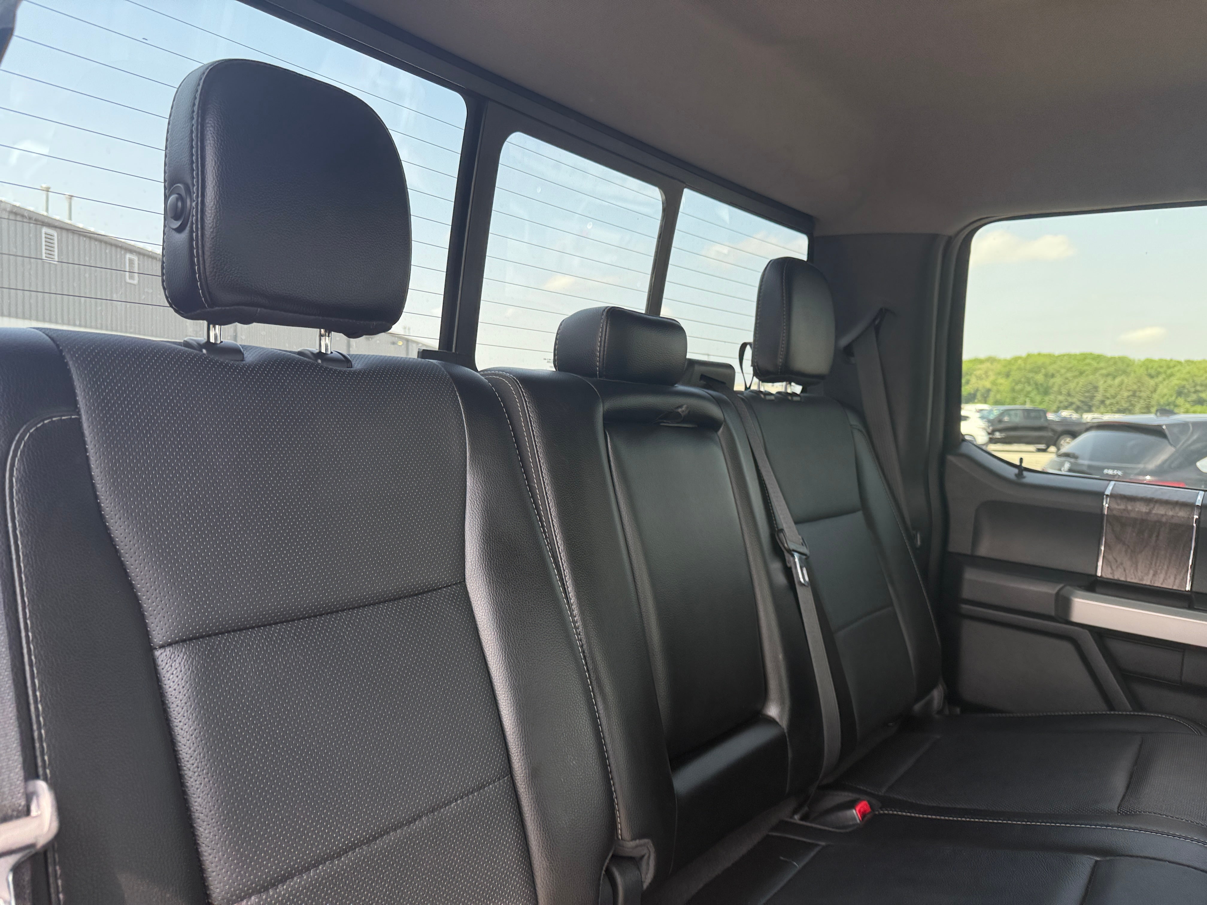 2017 Ford Econoline E-350 5